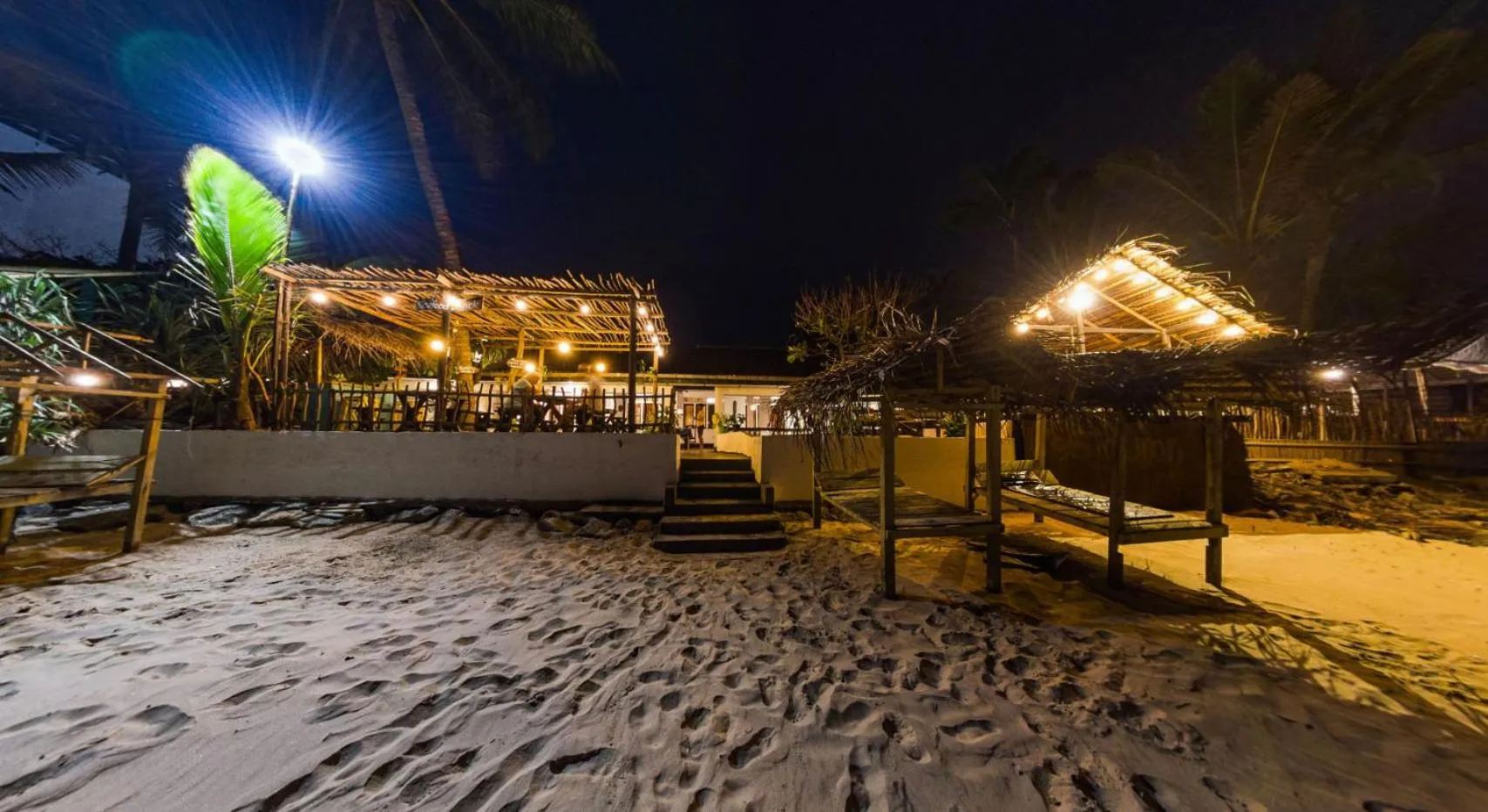 Night in Sea Shine Guest House
