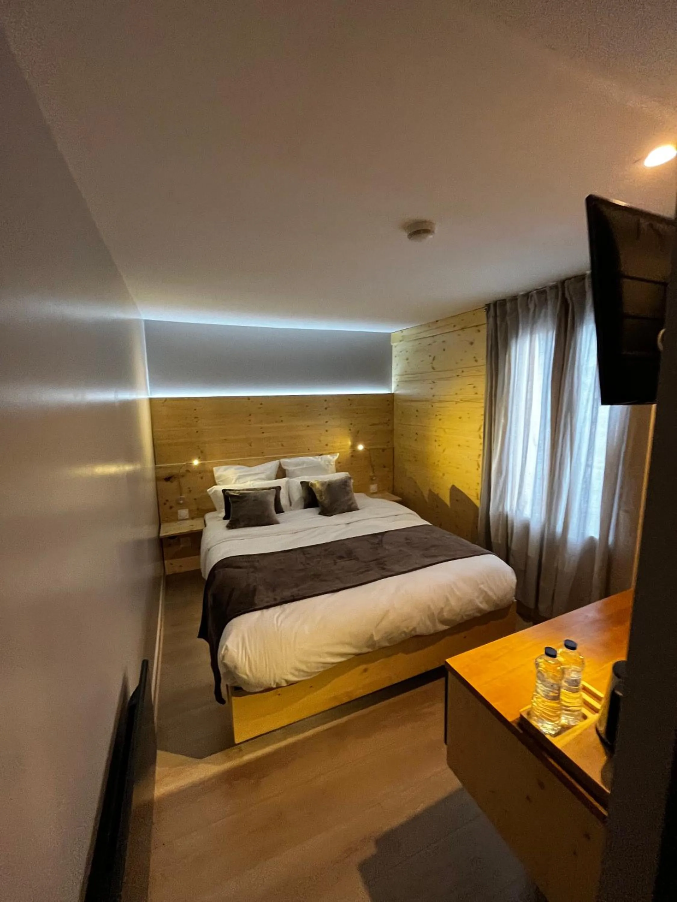 Bed in 9WAGRAM Hotel Boutique