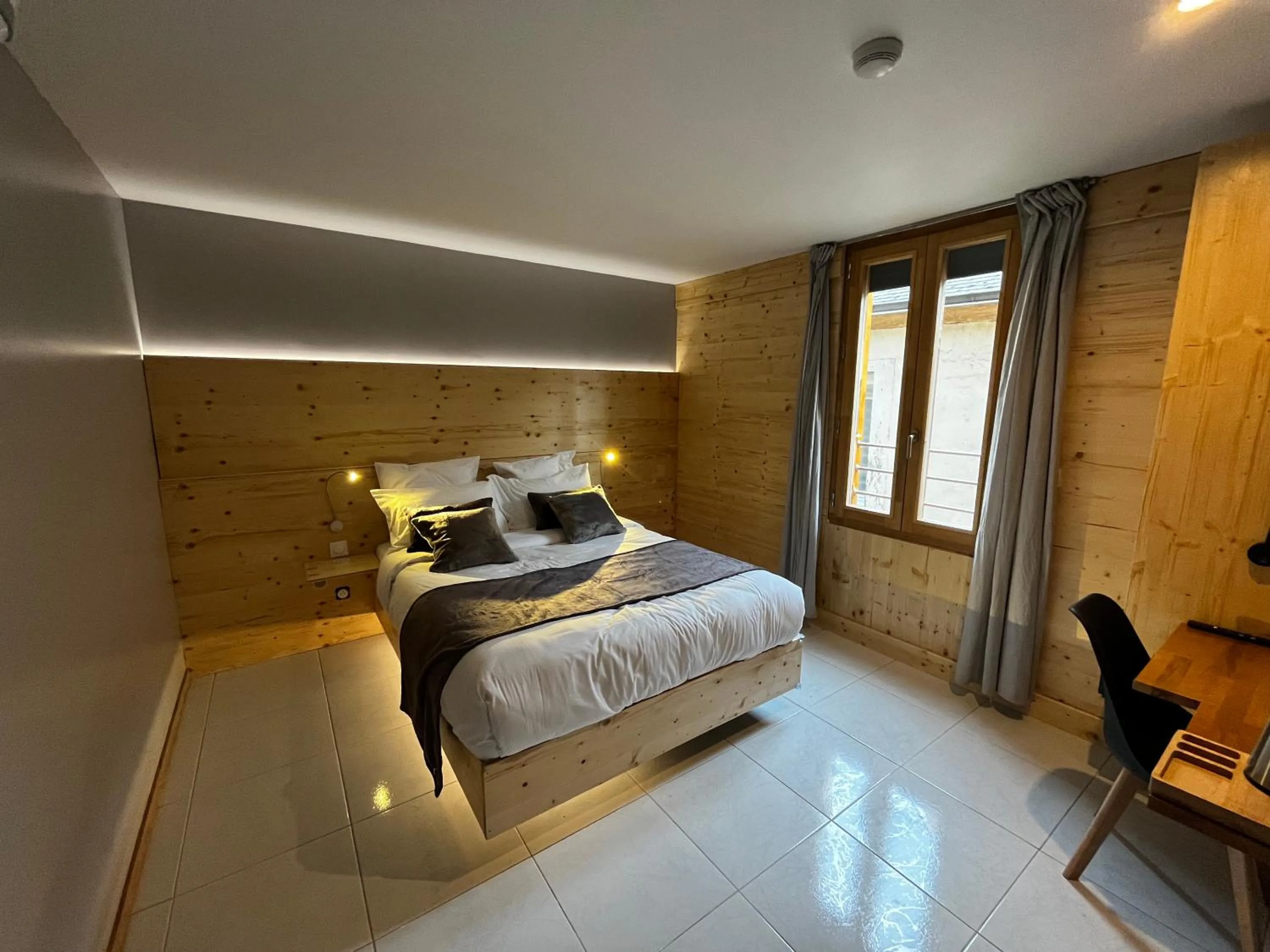 Bed in 9WAGRAM Hotel Boutique