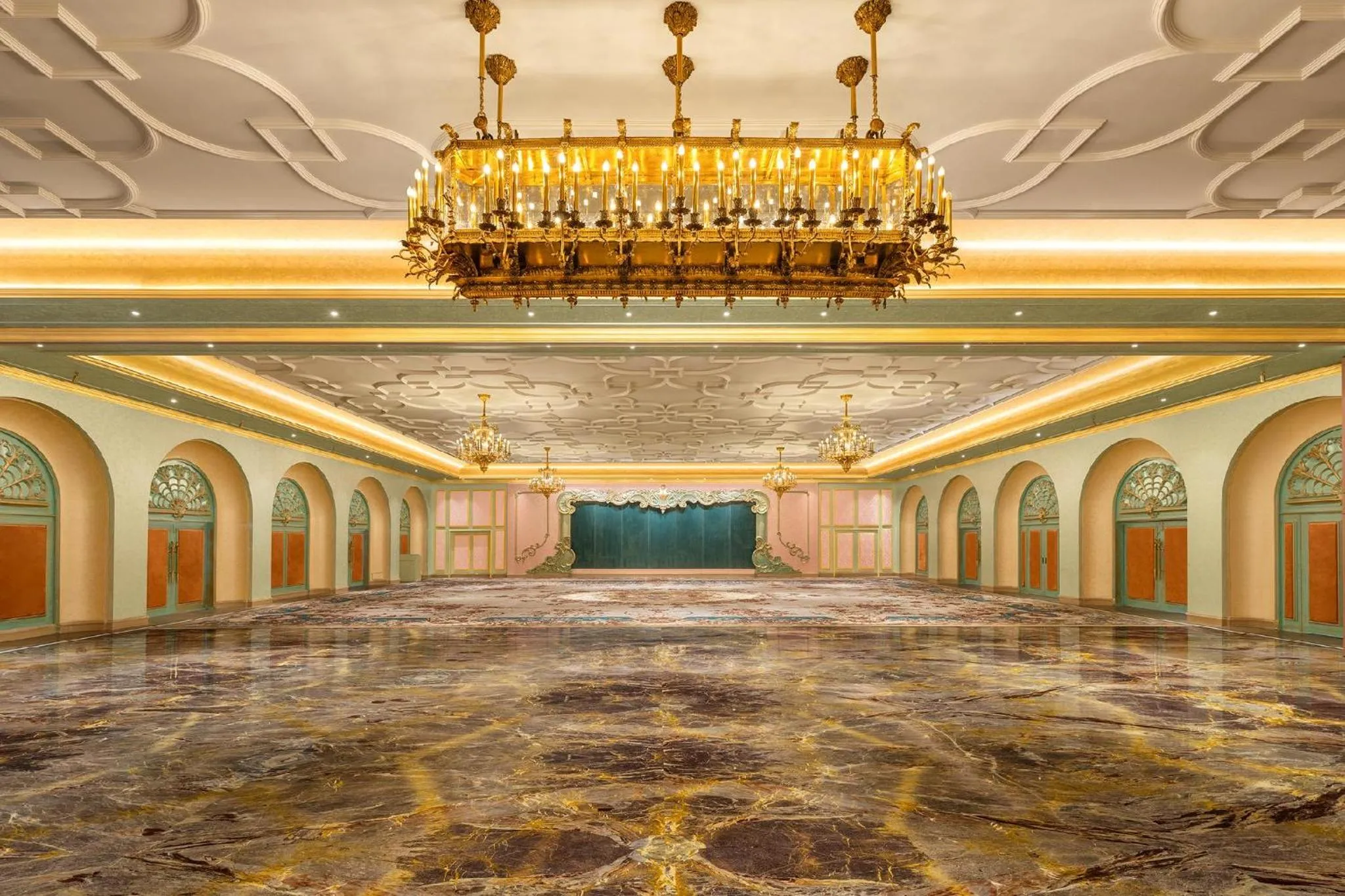 Banquet/Function facilities in Hotel Hillock Ahmedabad
