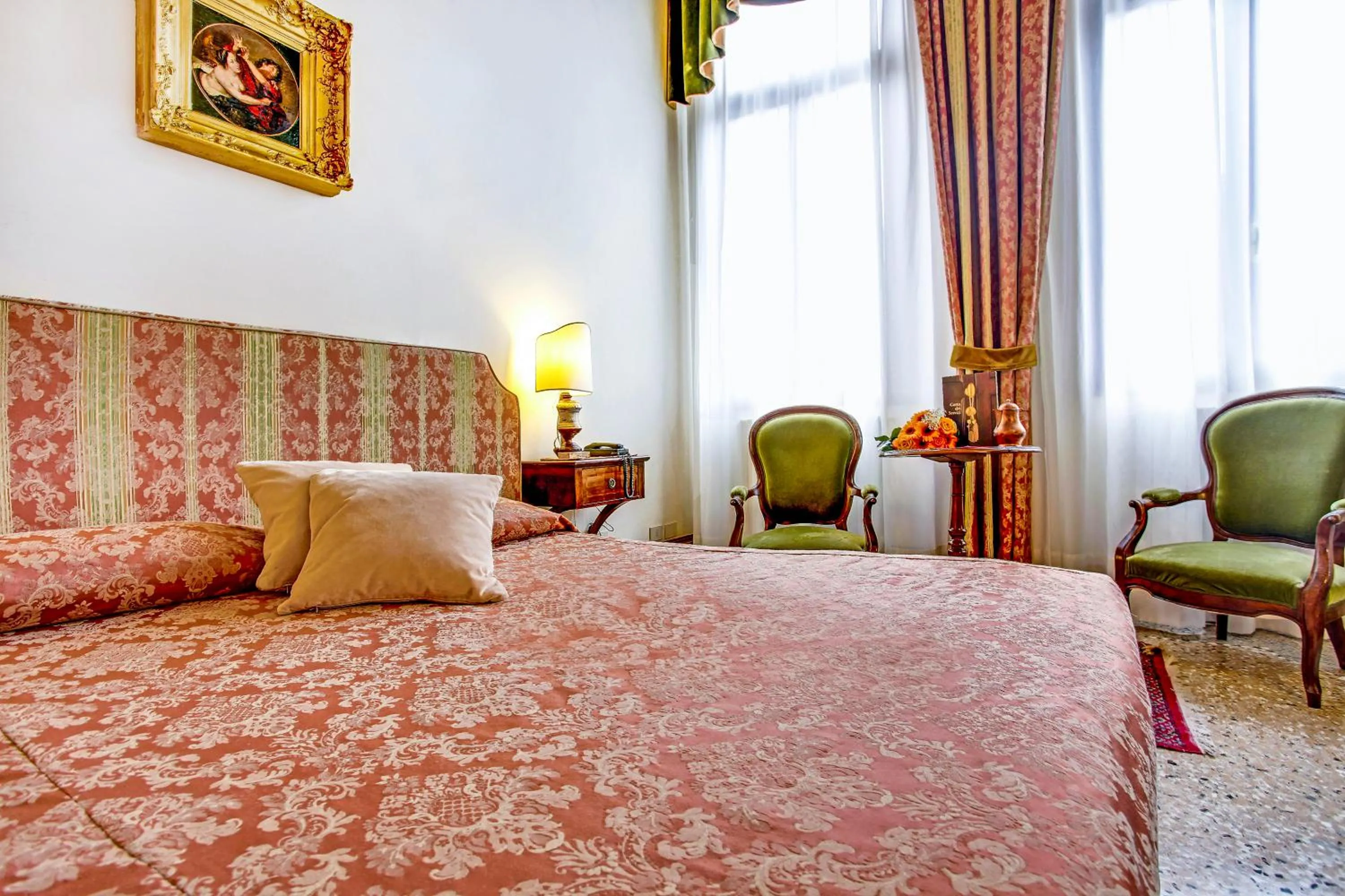Bed in Palazzo Schiavoni Residenza d'epoca & Suite-Apartments