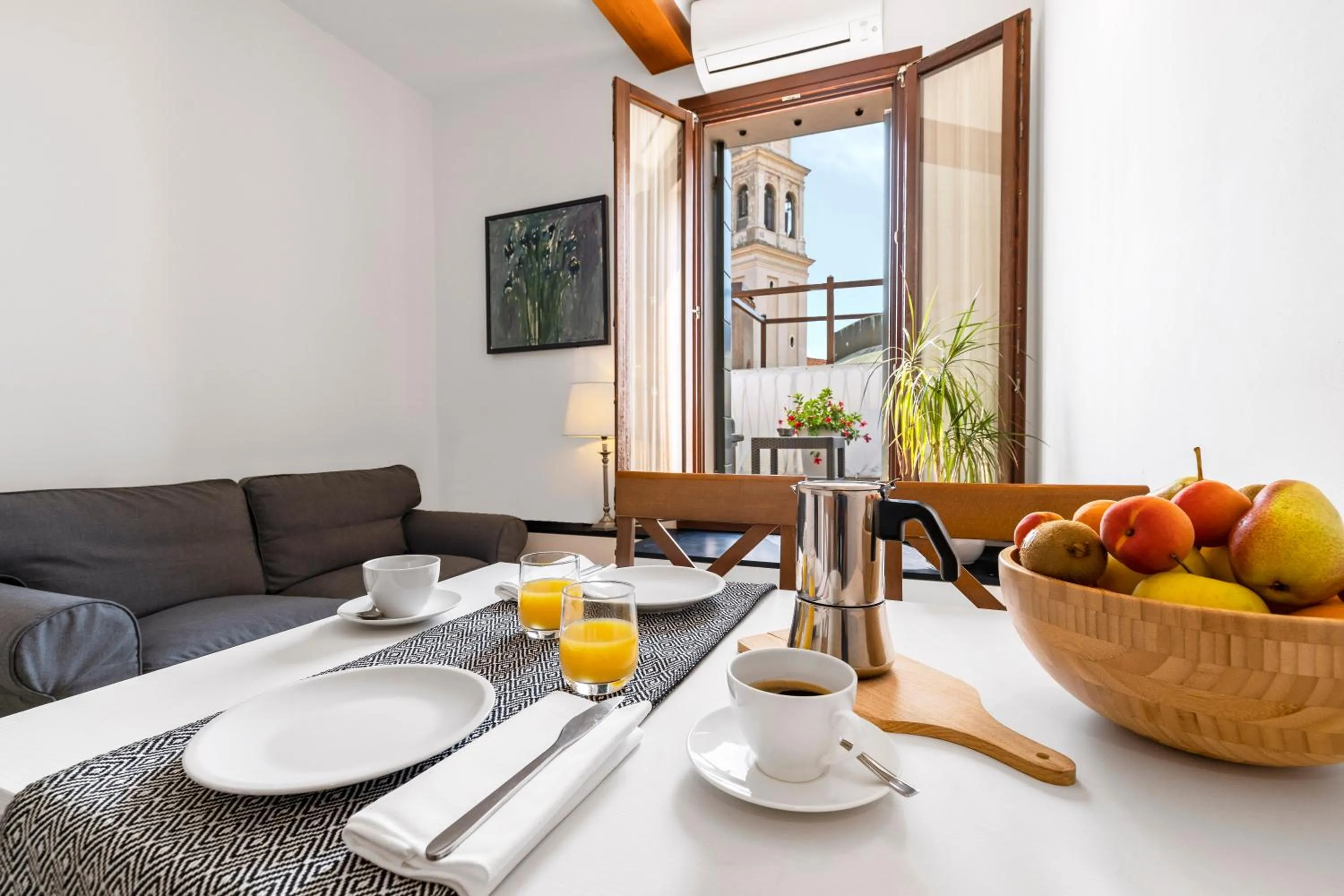 Dining area in Palazzo Schiavoni Residenza d'epoca & Suite-Apartments
