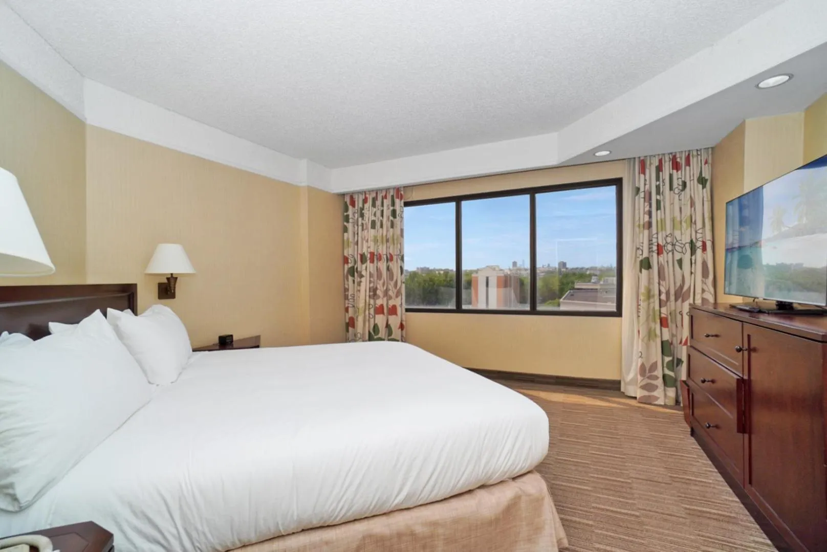 Bed in Harmony Suites Secaucus Meadowlands