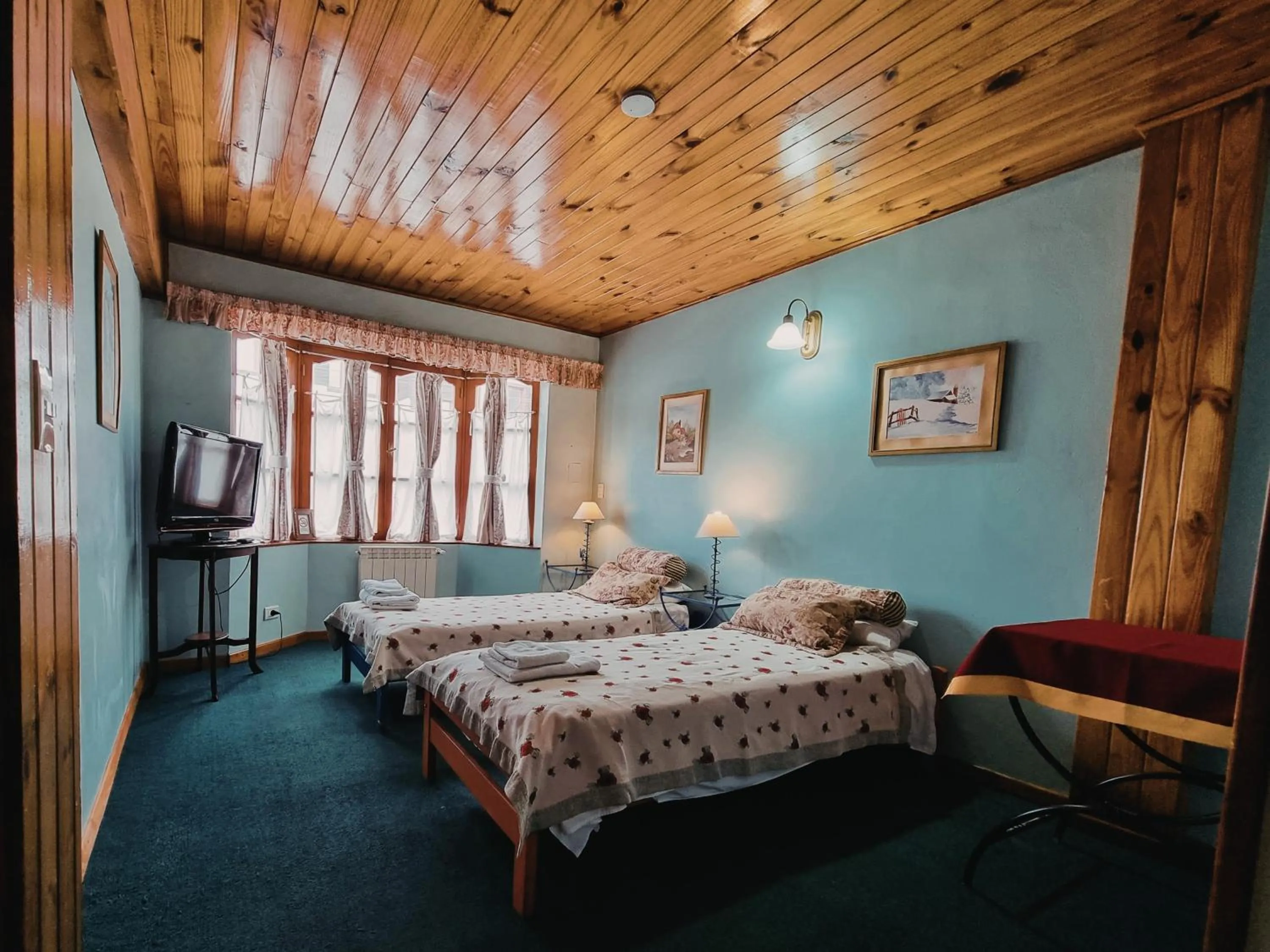 Photo of the whole room, Bed in FLOR AUSTRAL