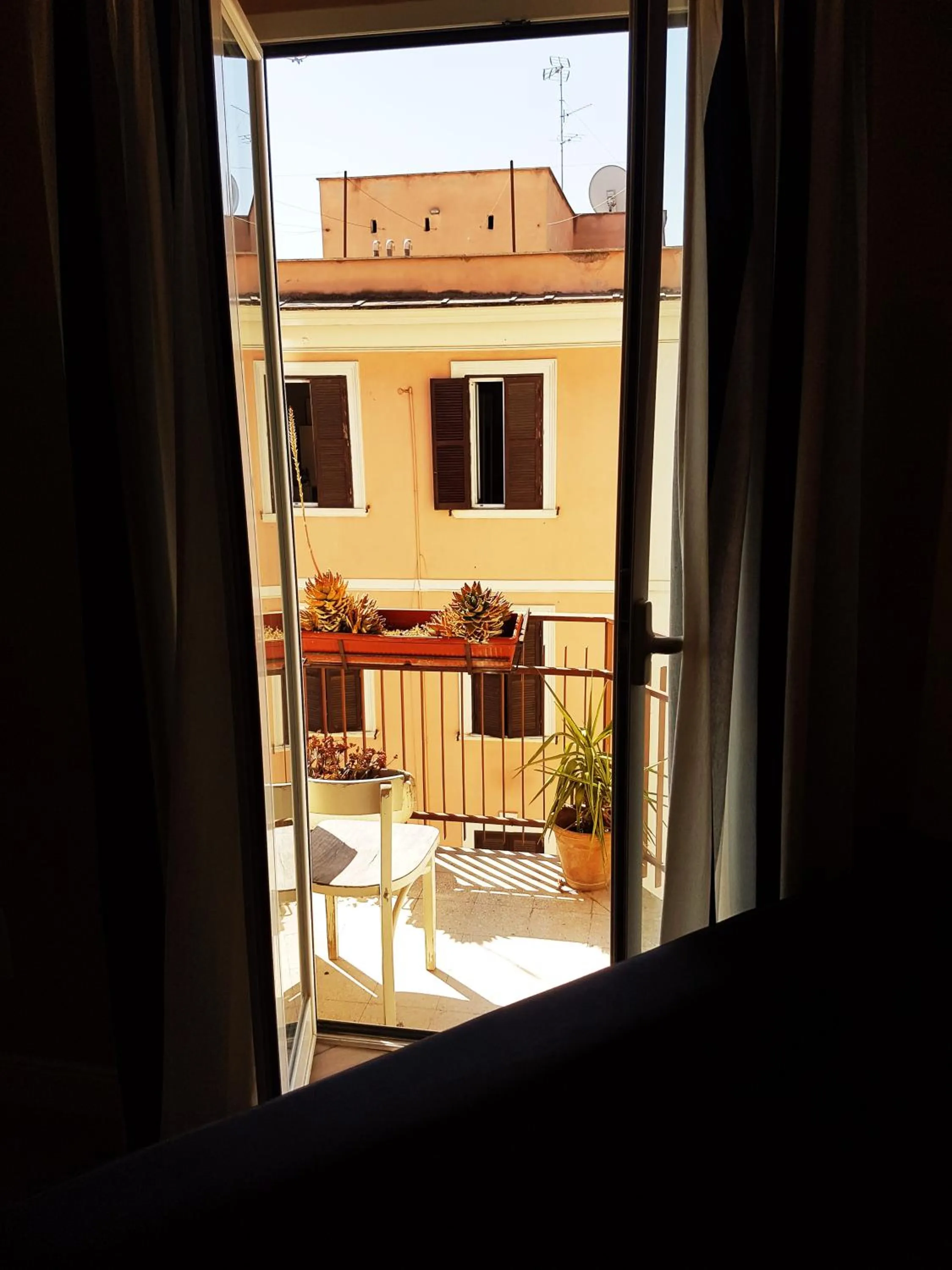 Balcony/Terrace in City Guest House