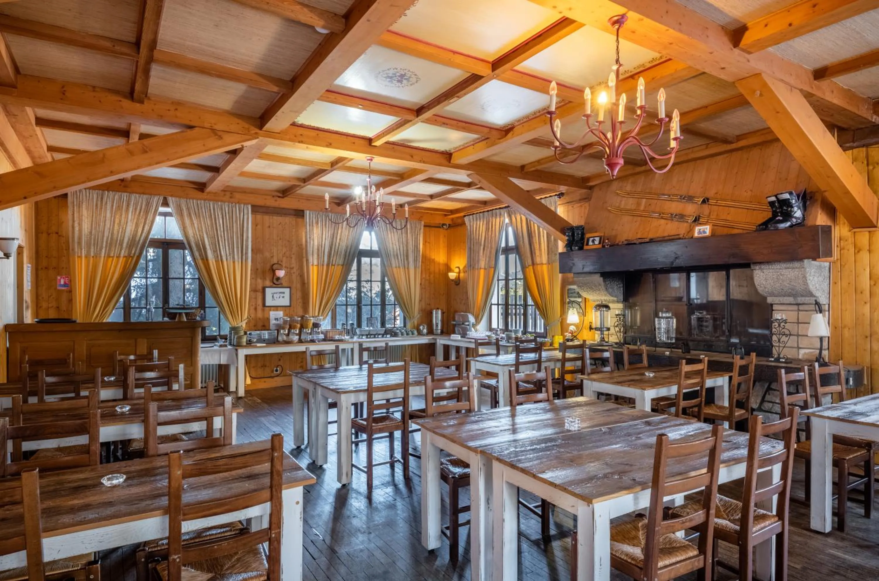 Dining area in Le Chalet d'Antoine - Centre de Megève