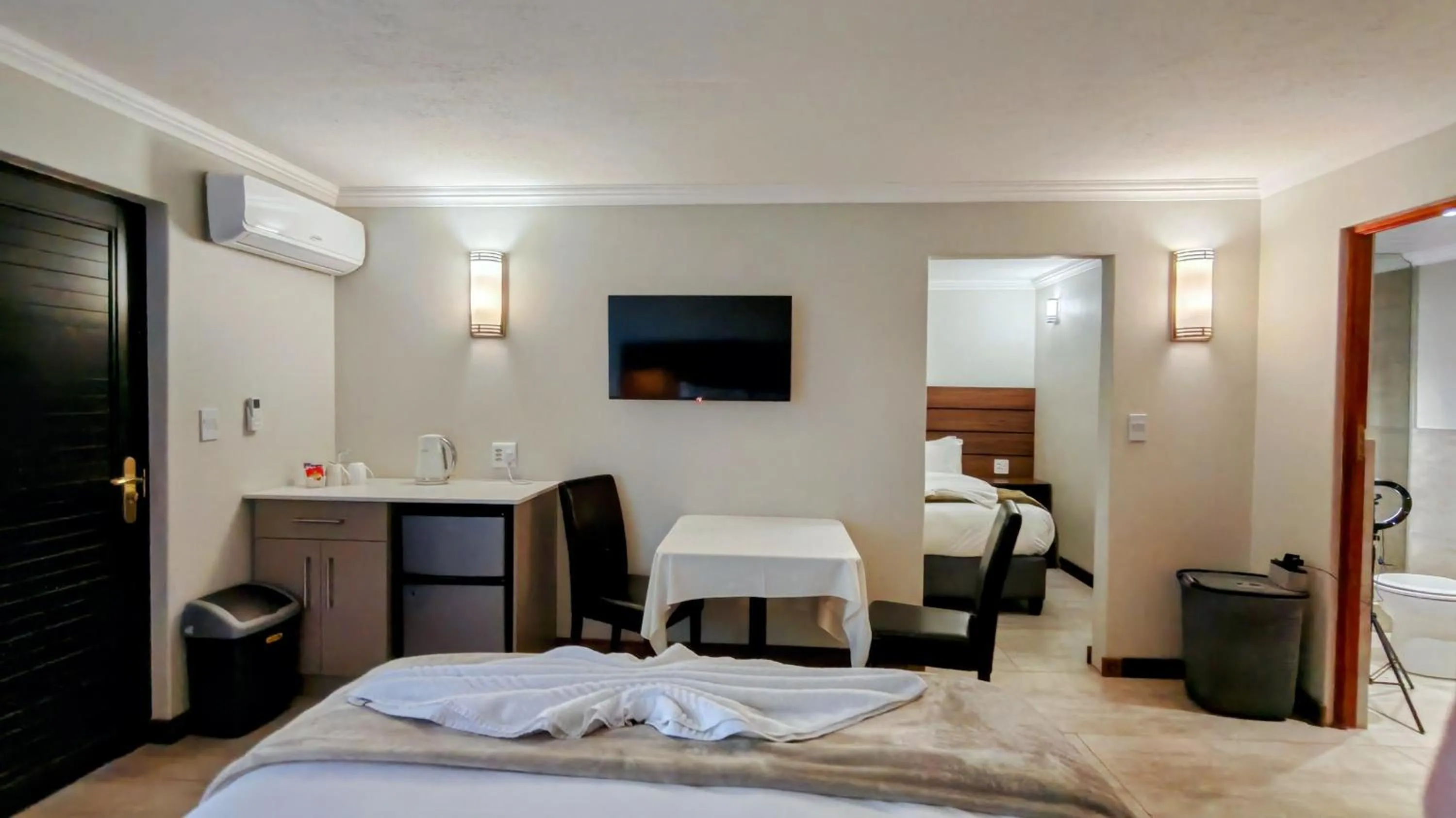 Bed in Monte Christo Hotel