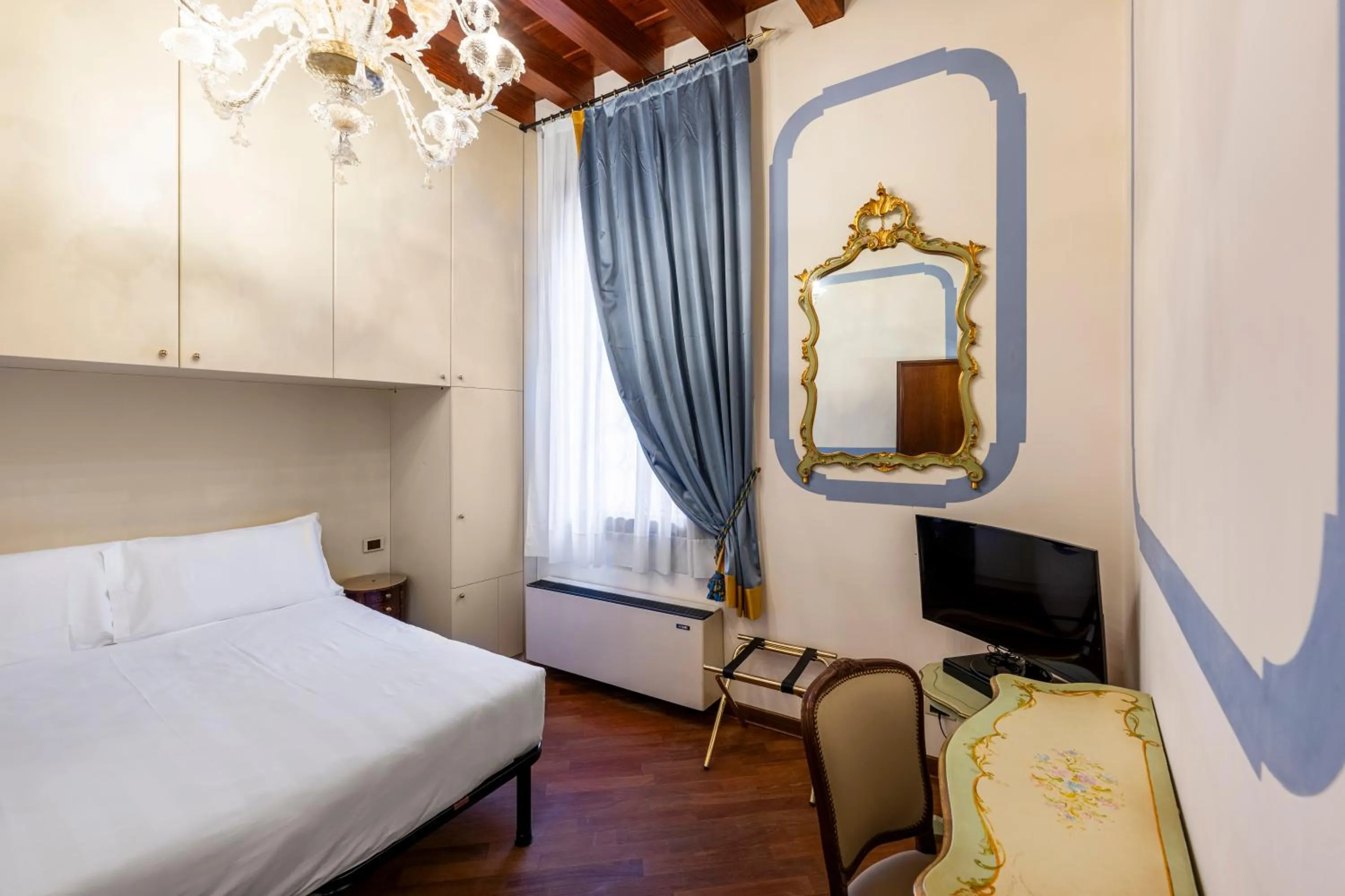 Bed in Hotel Colombina