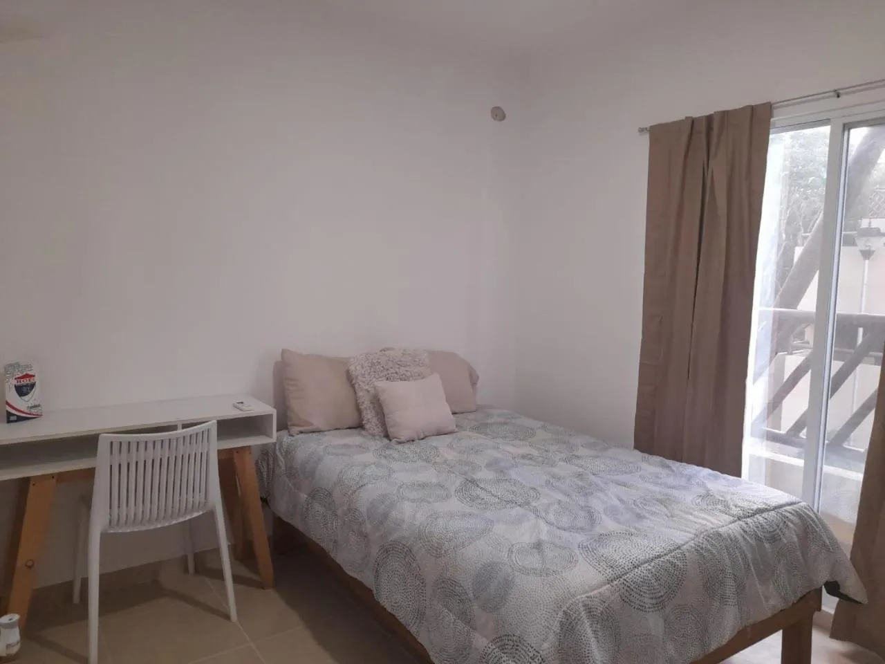 Bed in Fabulous Apartment HOEStel Lucerna!