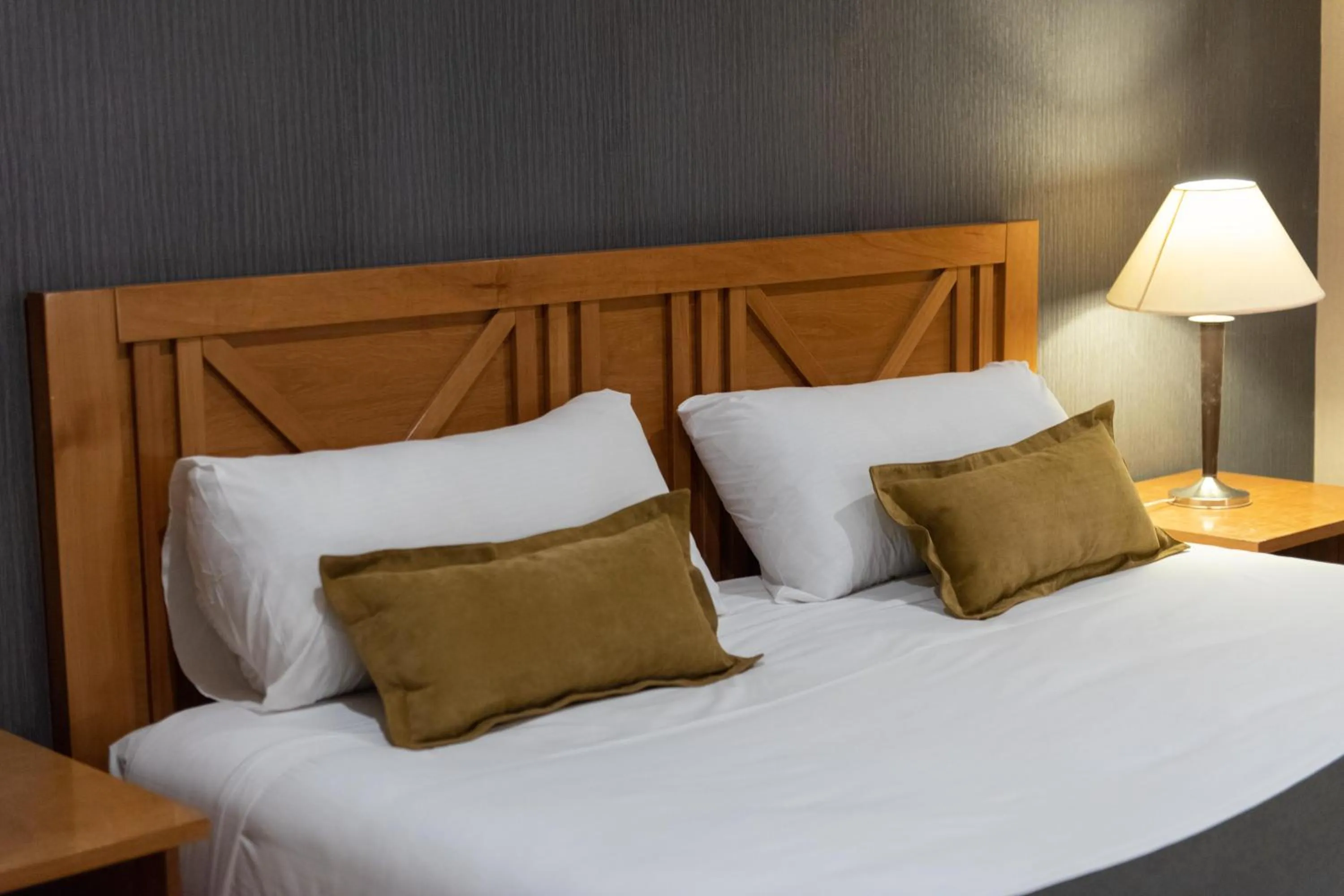 Bedroom, Bed in Hotel Canal Beagle