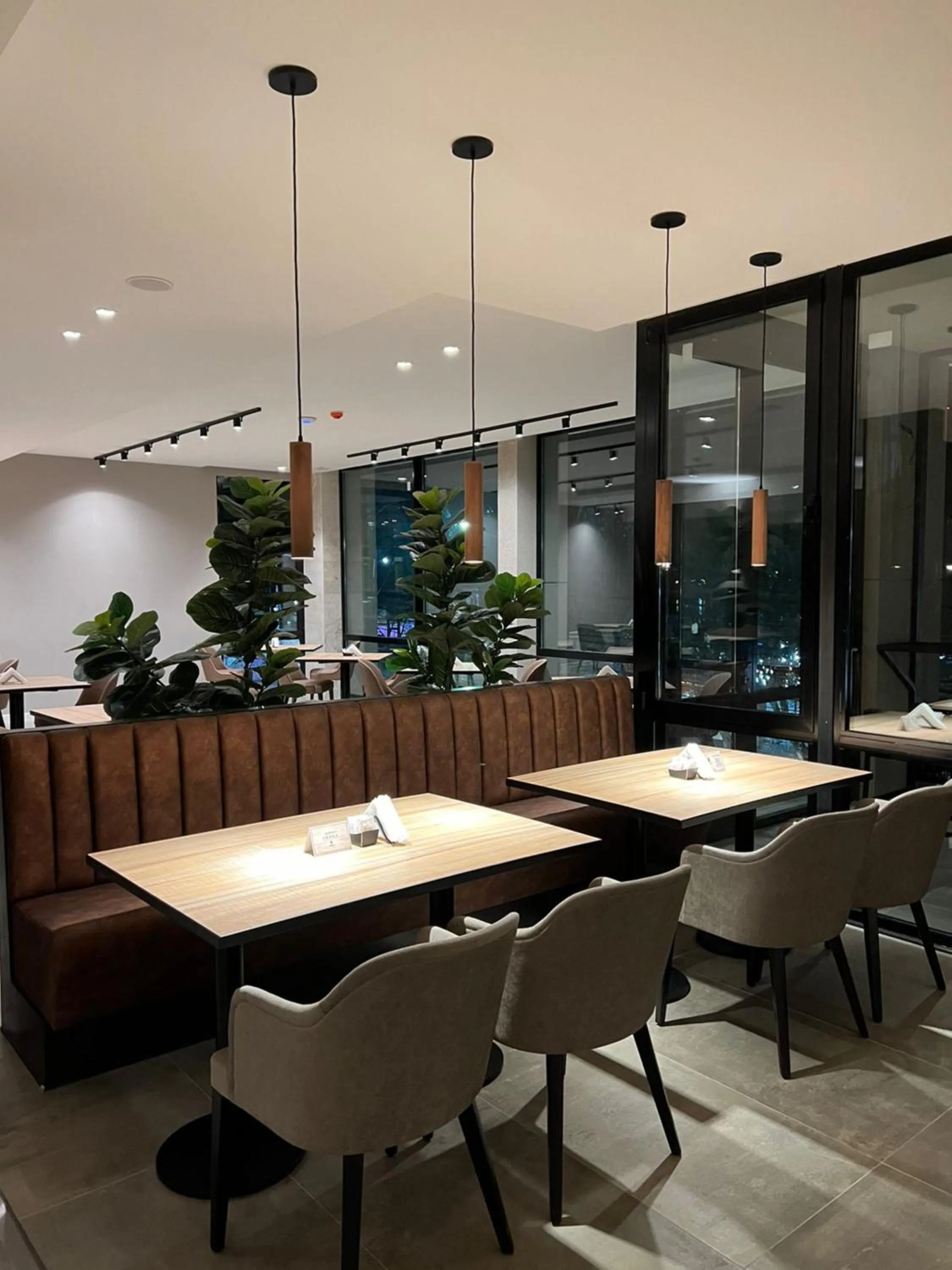 Lounge or bar in Hotel Canal Beagle