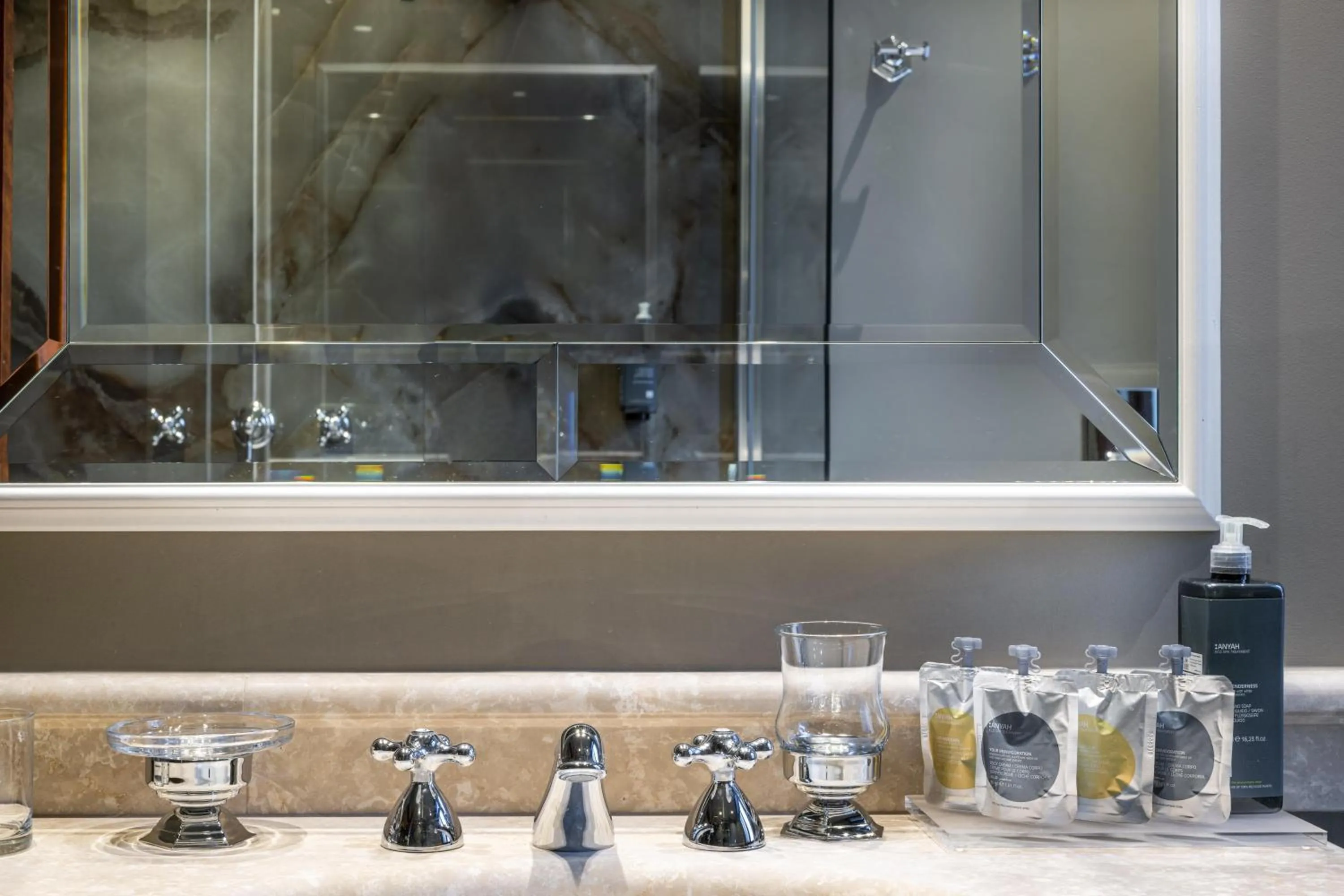 Bathroom in Hotel Palazzo Priuli