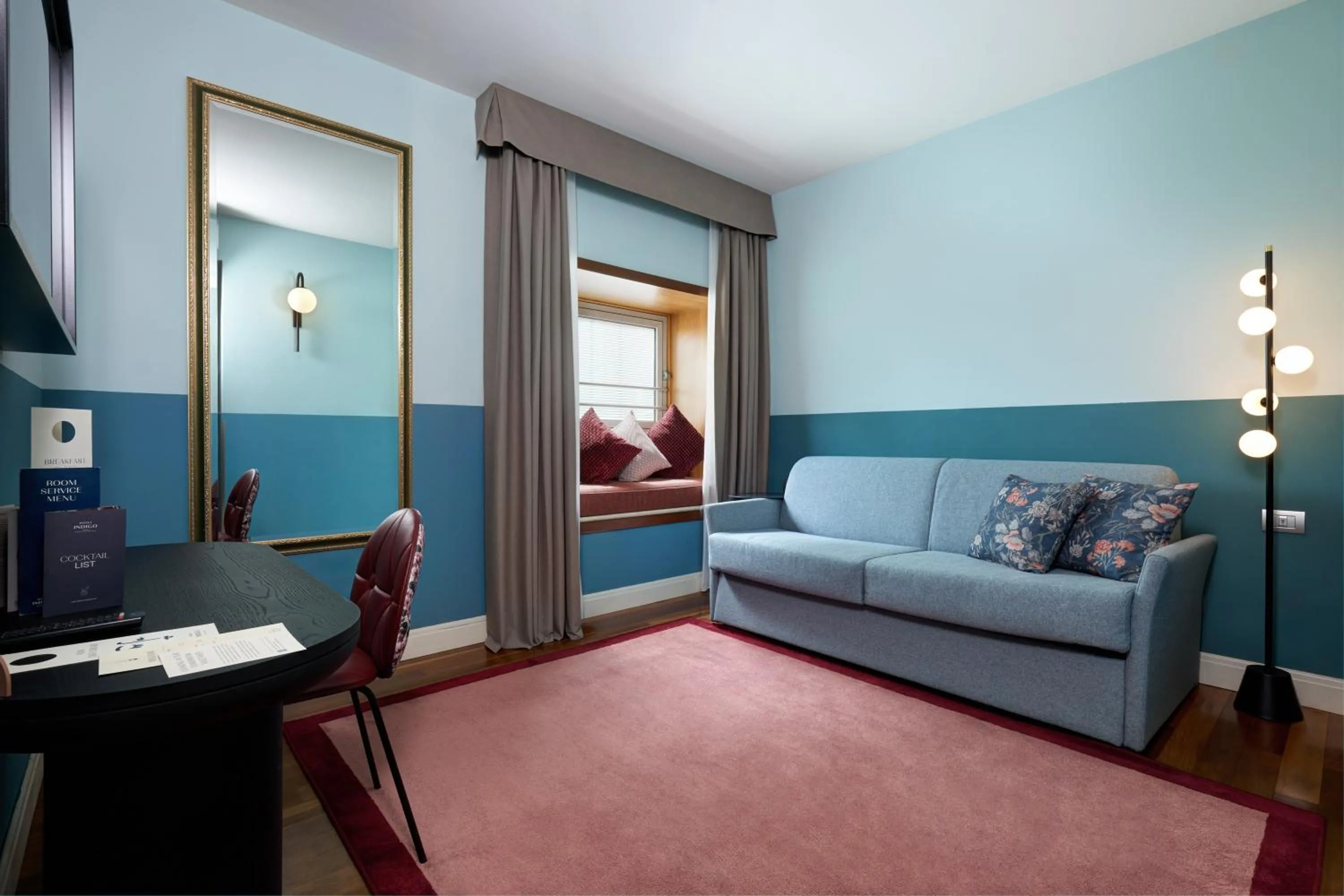 Photo of the whole room in Hotel Indigo Verona - Grand Hotel Des Arts by IHG