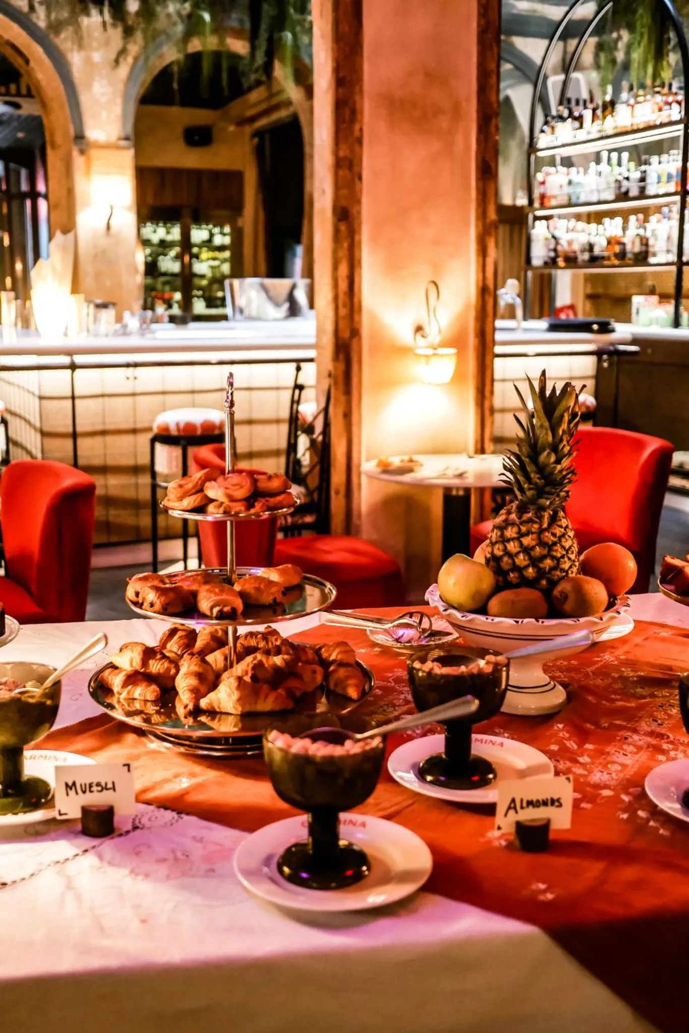 Breakfast in chic&basic Habana Hoose