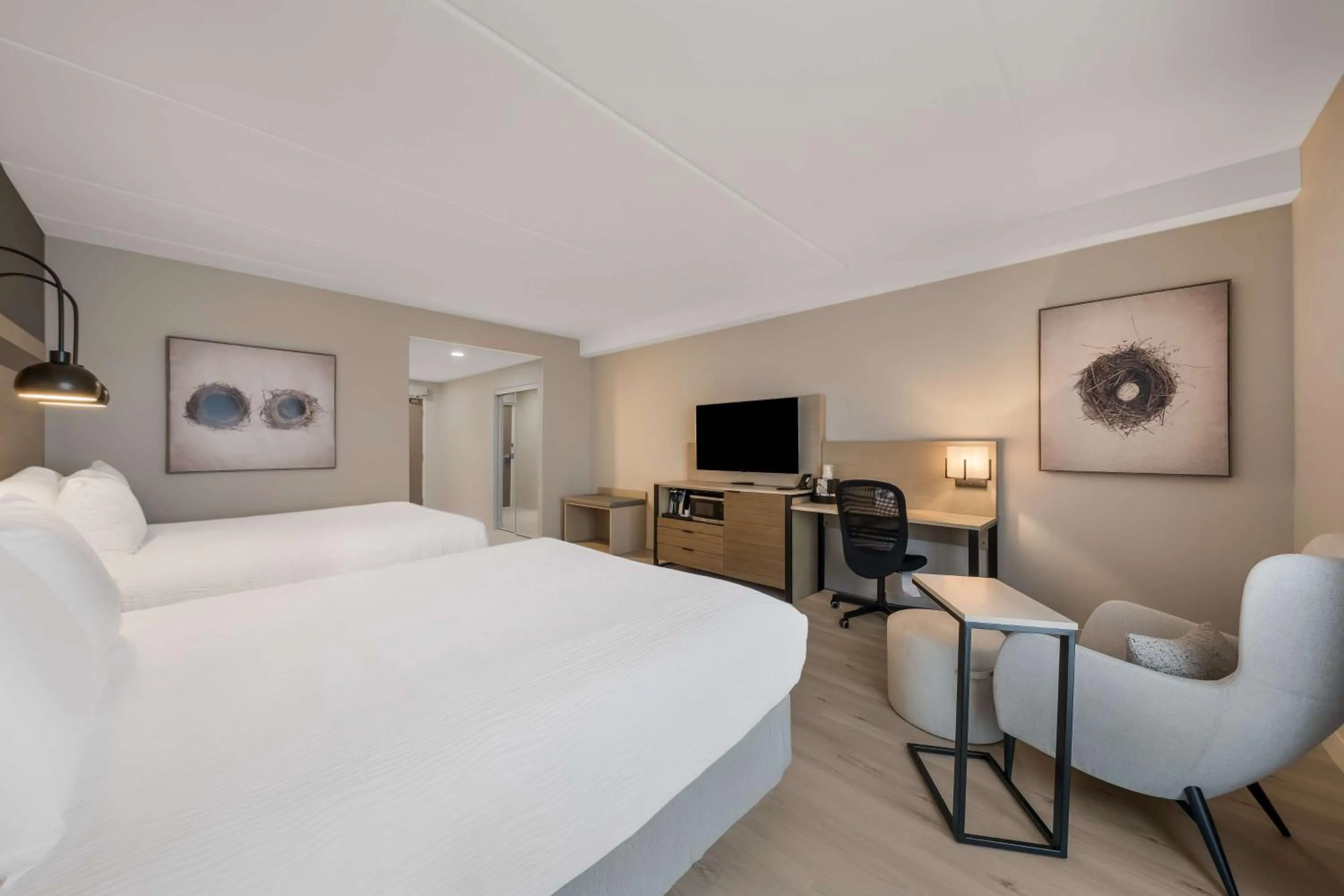 Bedroom, Bed in Best Western Plus Parry Sound