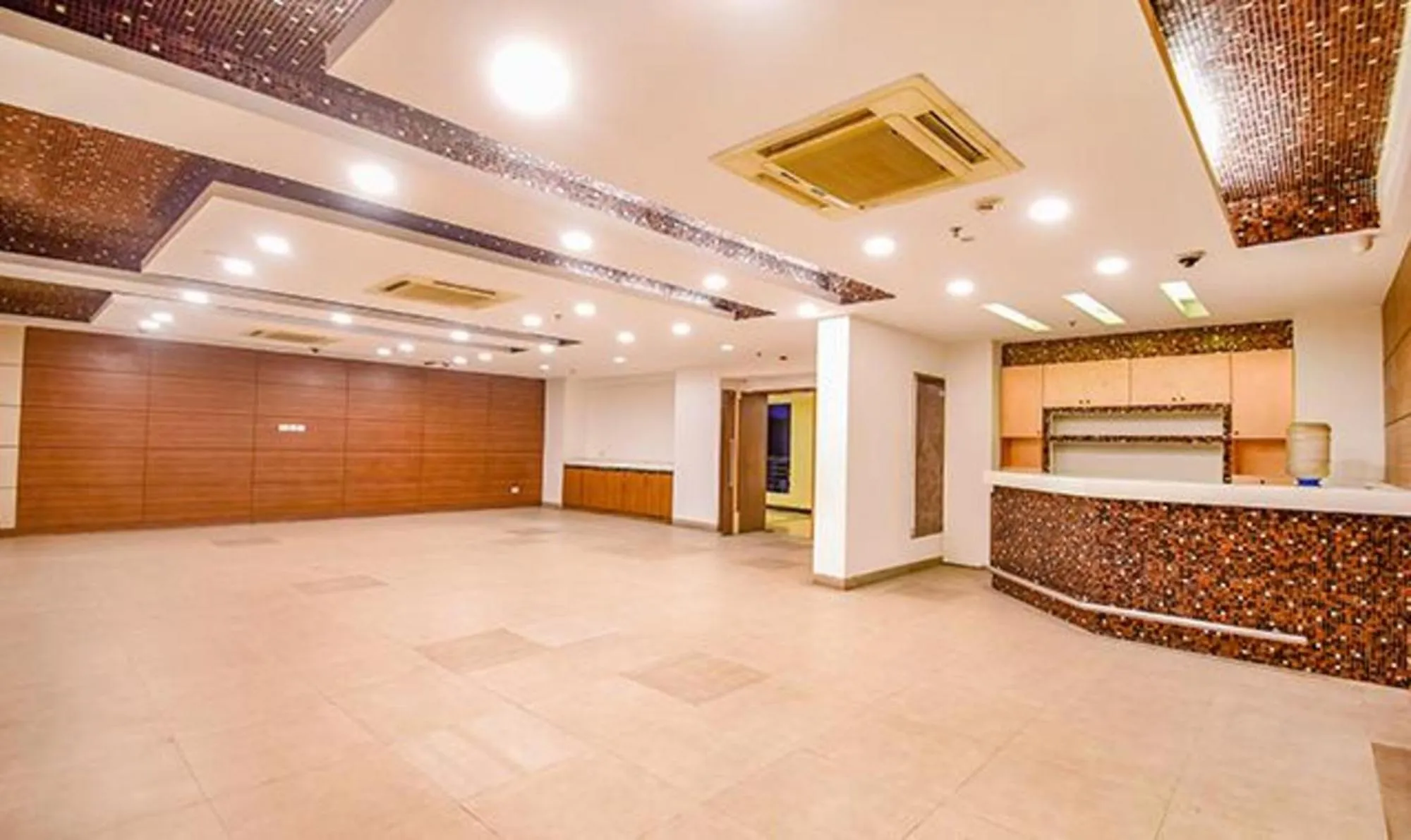 Lobby or reception in FabHotel Indeedcare Hotel & Resorts - Nr Kolkata Airport