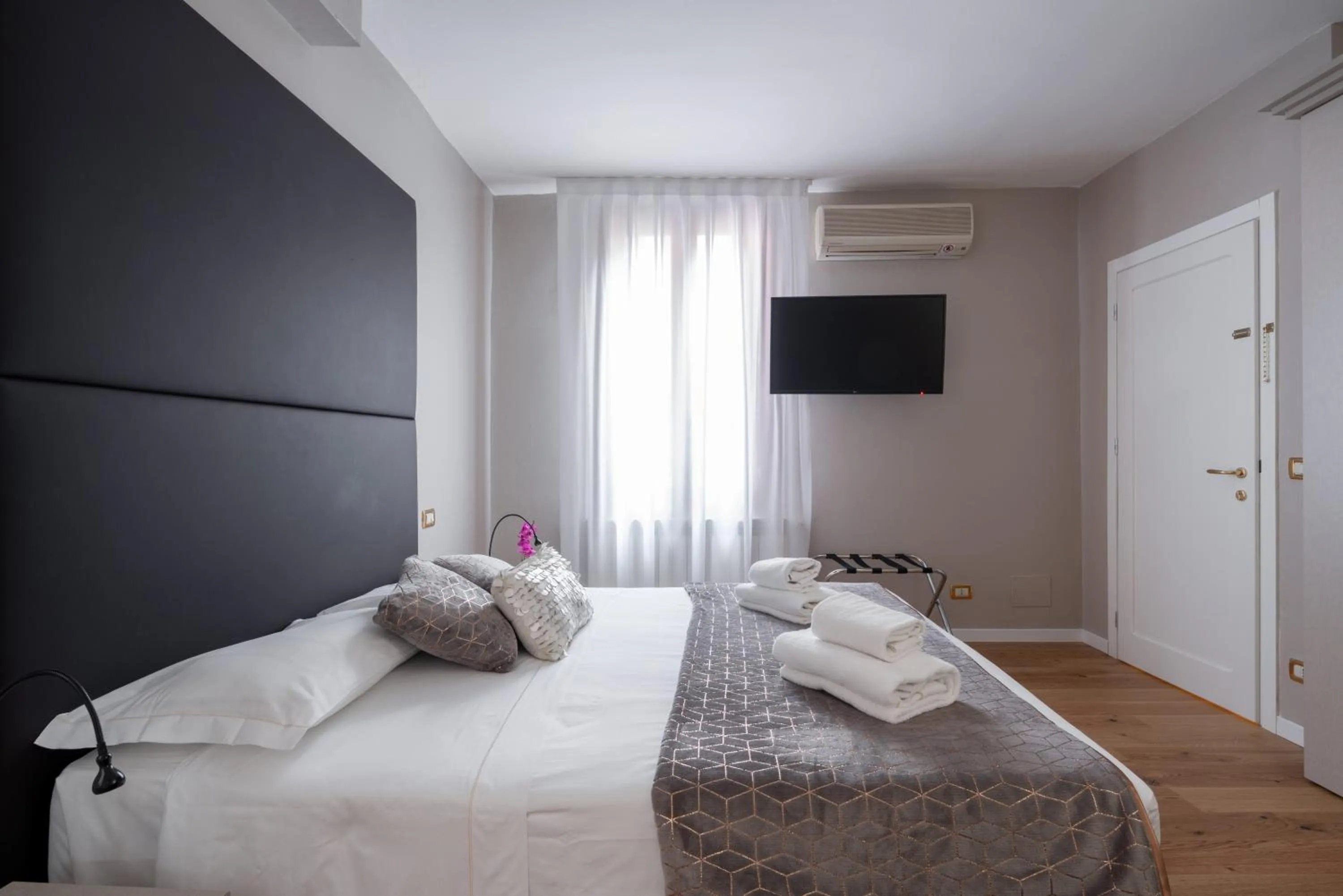 Bedroom, Bed in Locanda Herion