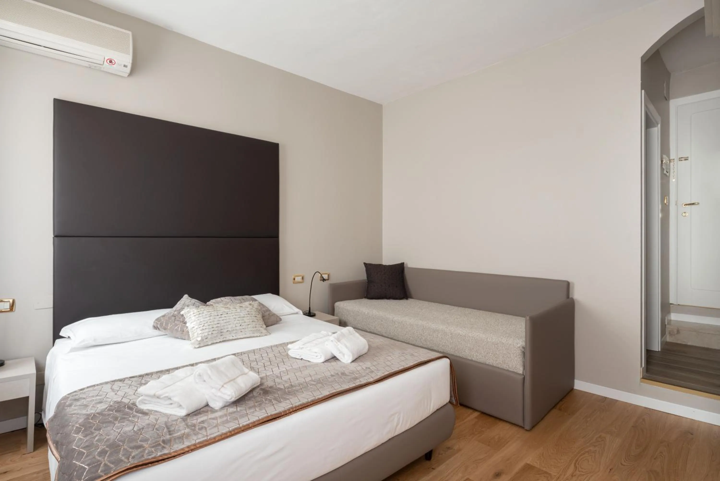 Bedroom, Bed in Locanda Herion