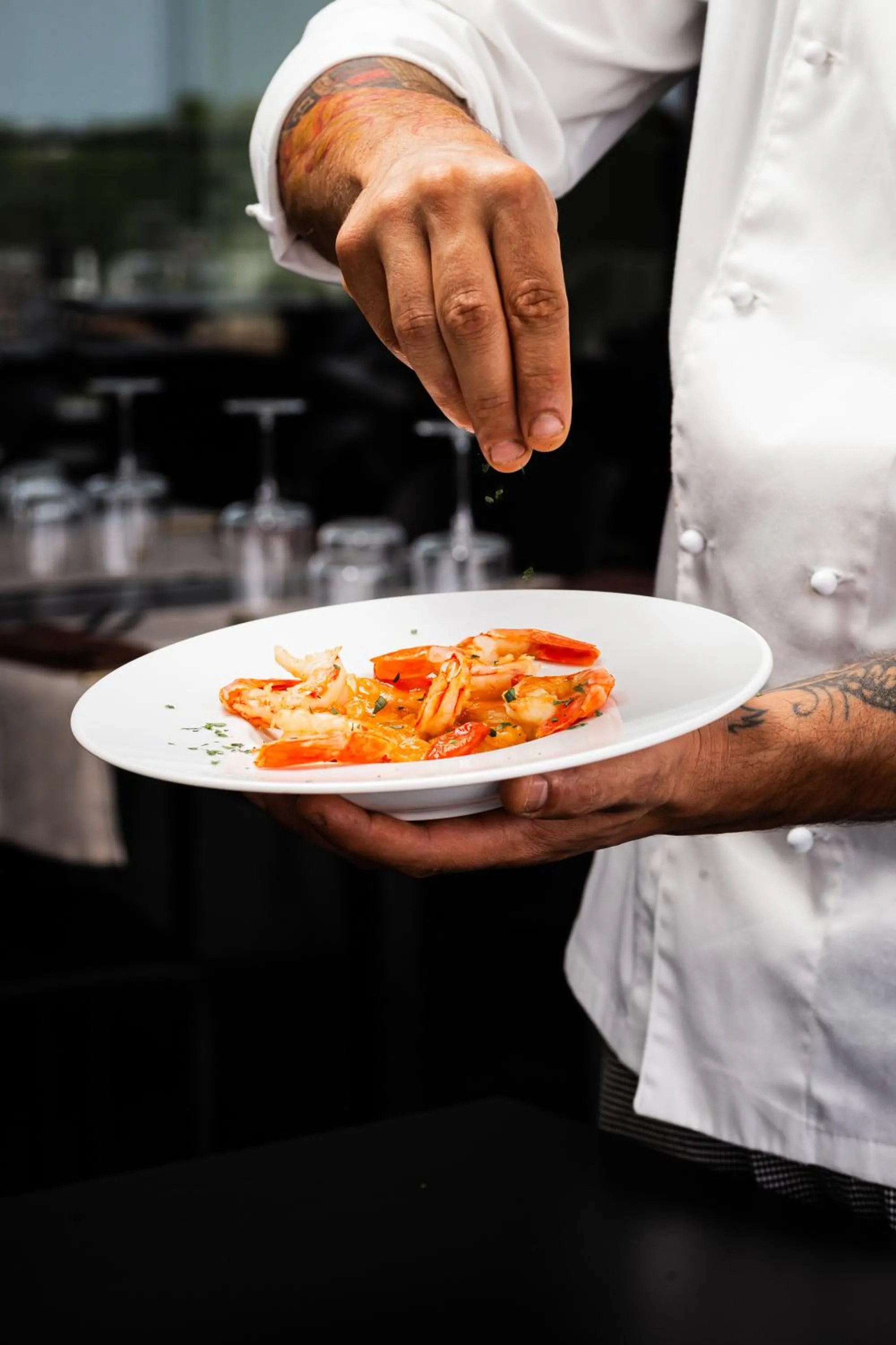 Restaurant/places to eat in NEW IPOINT HOTEL