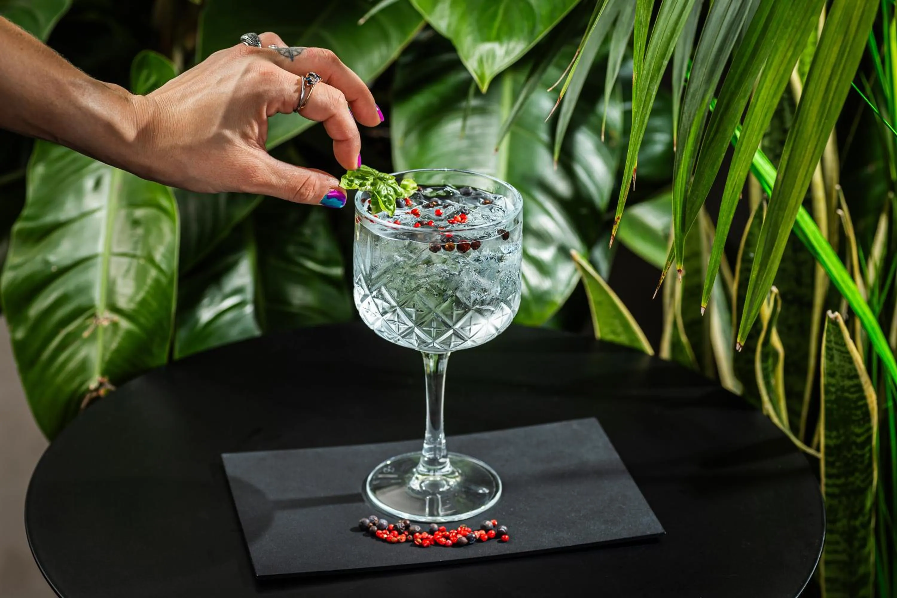 Restaurant/places to eat in NEW IPOINT HOTEL