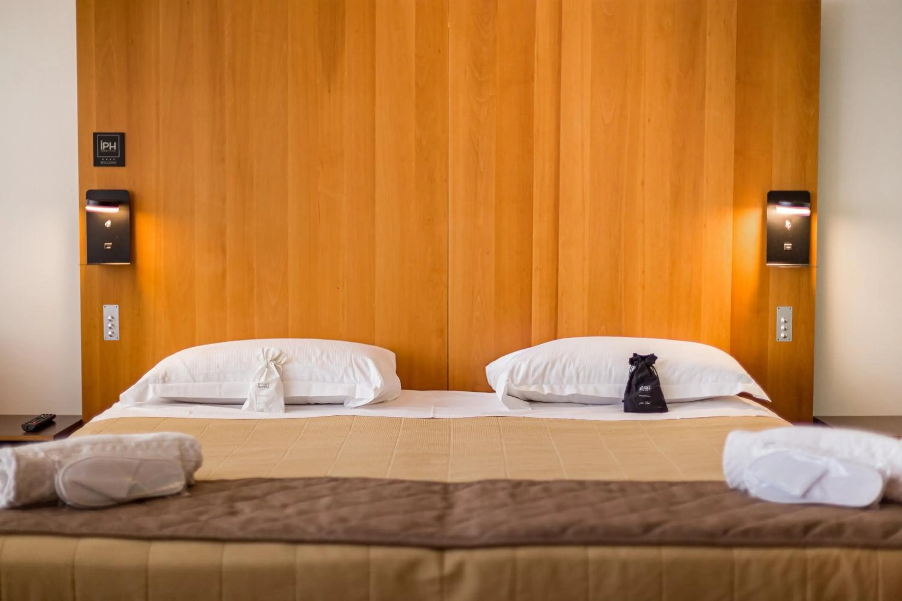 Bedroom, Bed in NEW IPOINT HOTEL