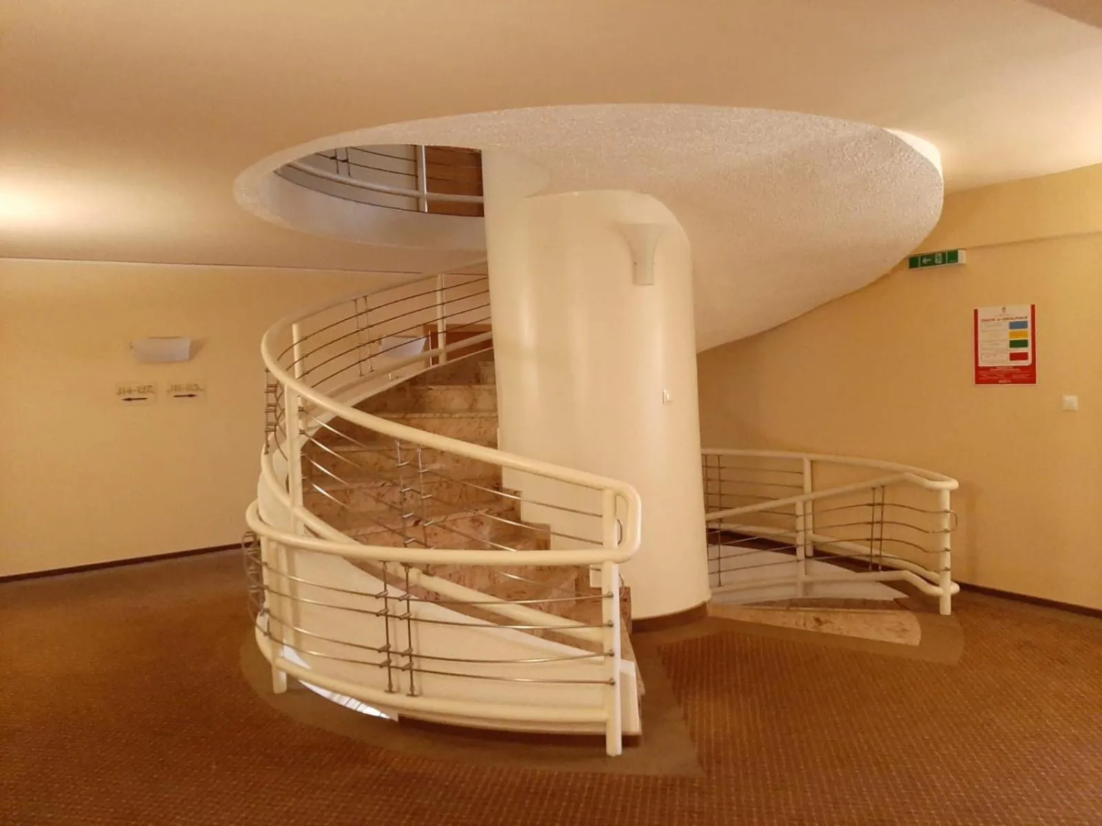 Seating area in Hotel Garić