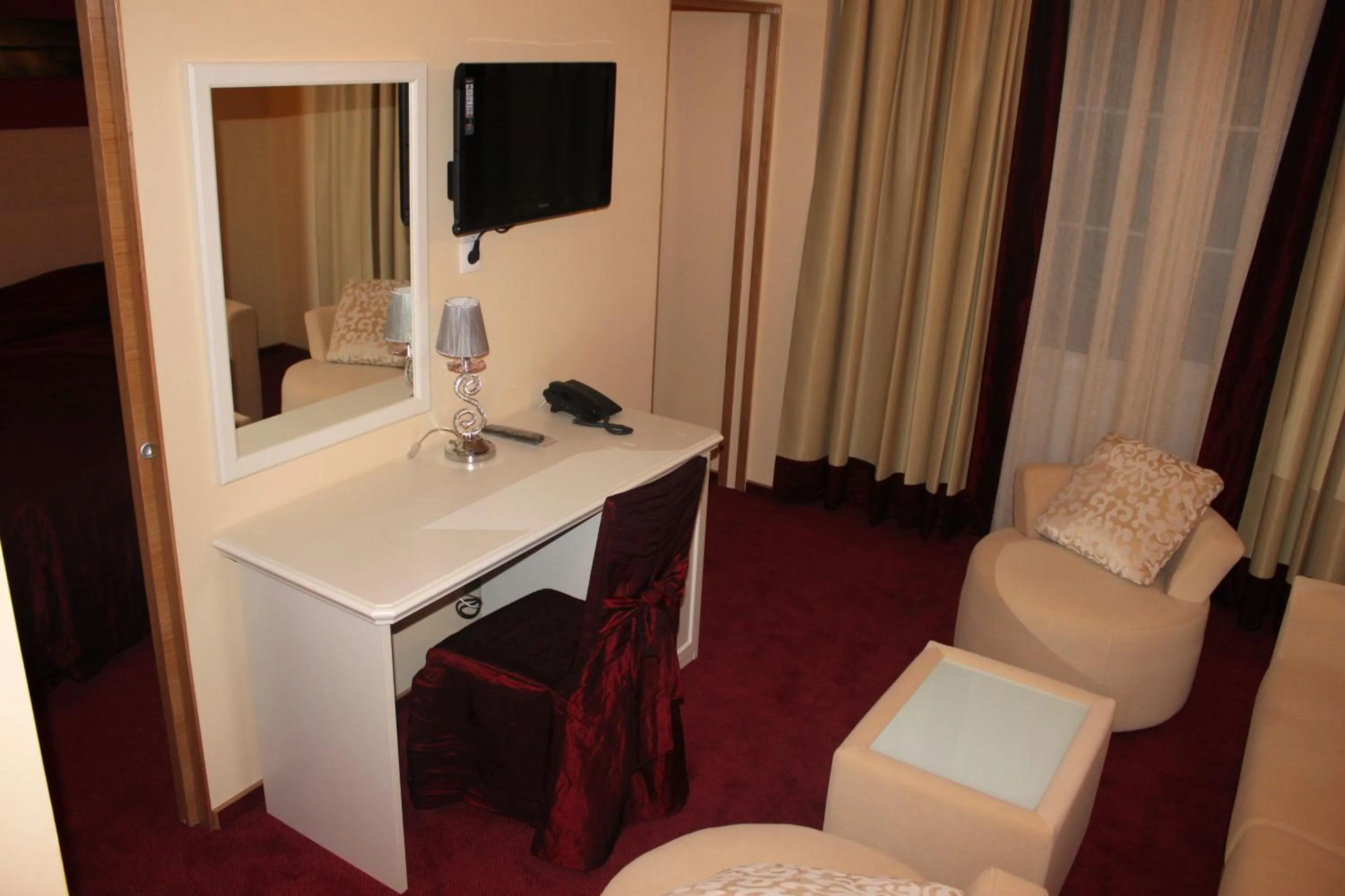 Seating area in Hotel Garić