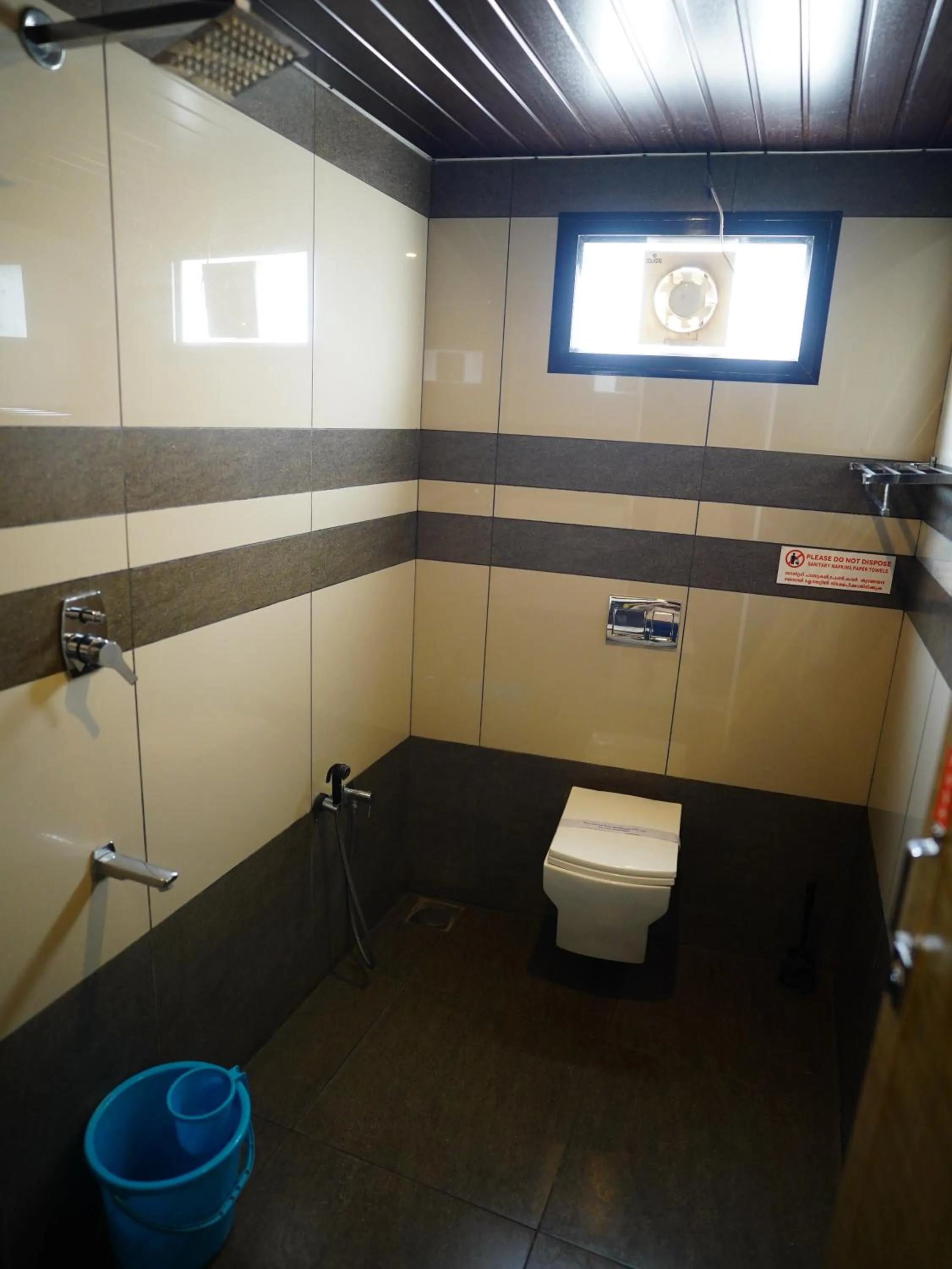 Bathroom in ABUDHABI RESIDENCY