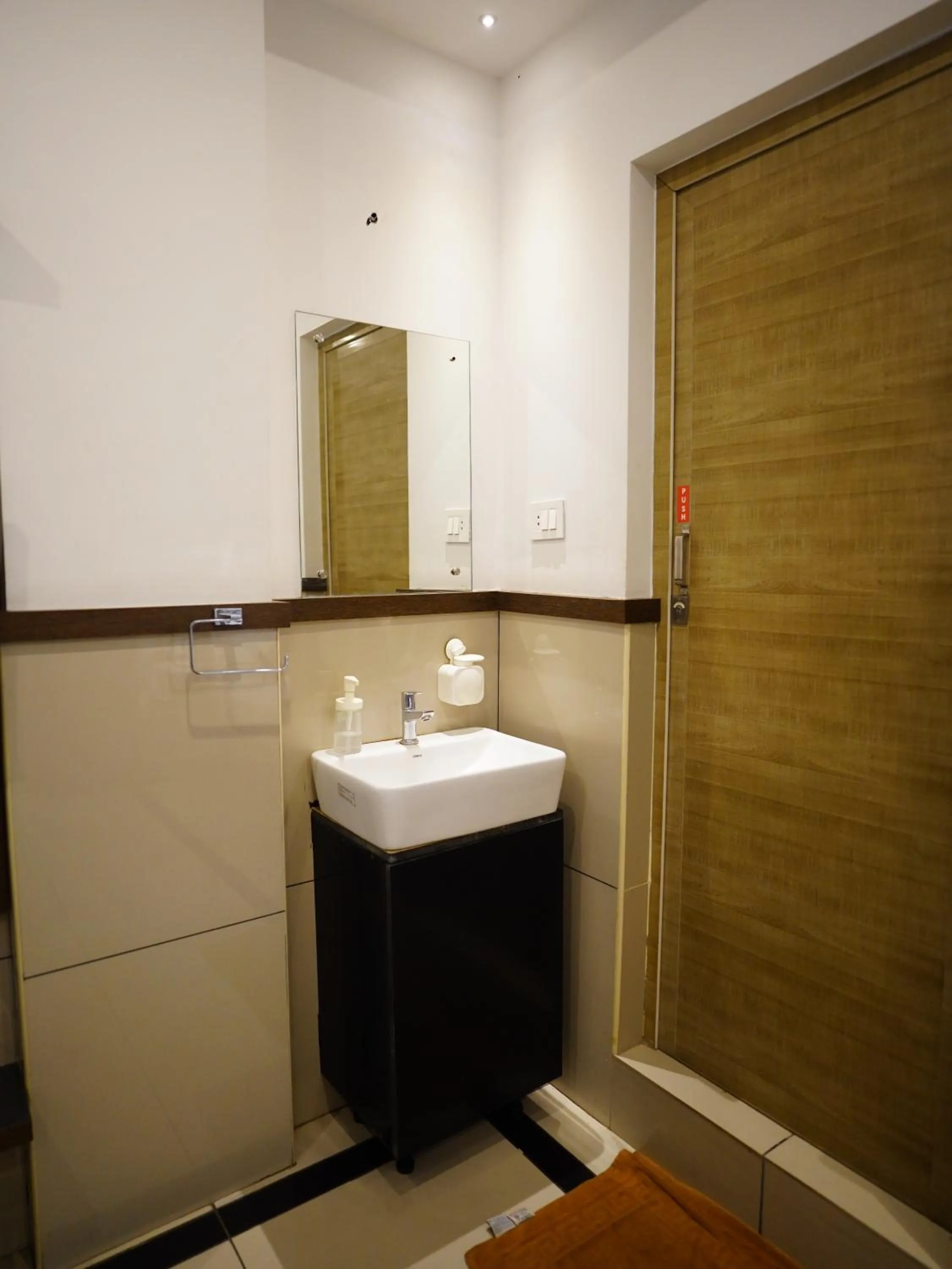 Bathroom in ABUDHABI RESIDENCY