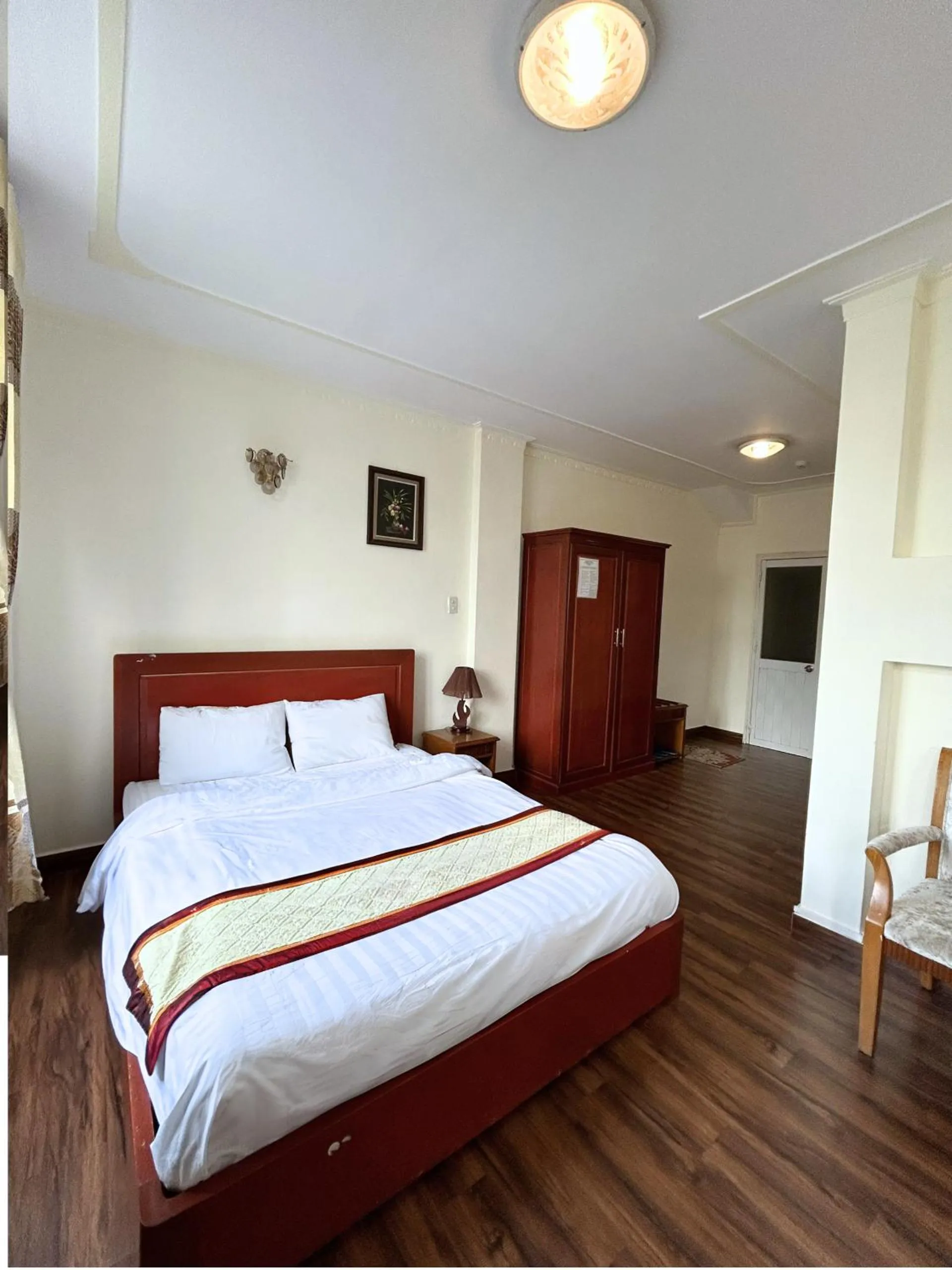 Bed in ANH ĐÀO HOTEL