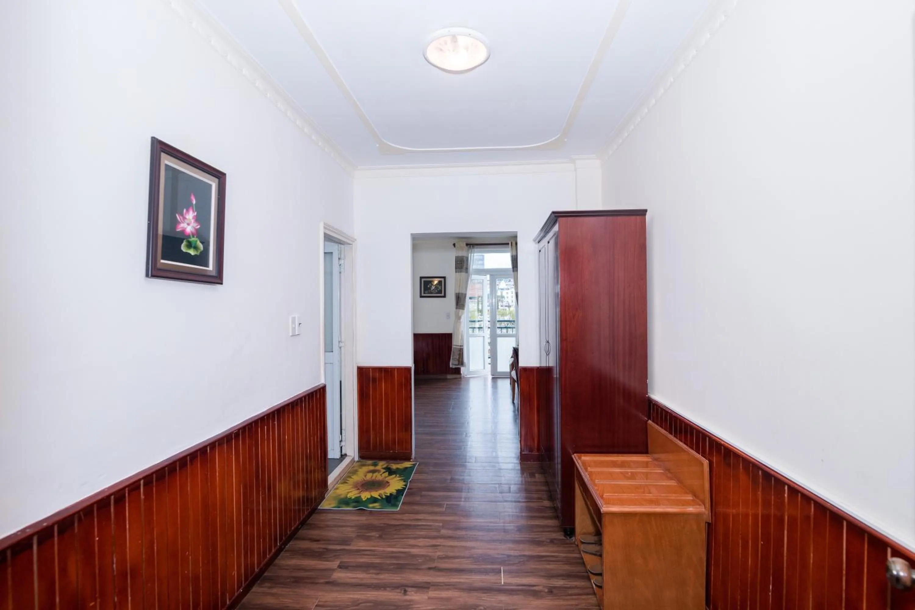 Bedroom in ANH ĐÀO HOTEL