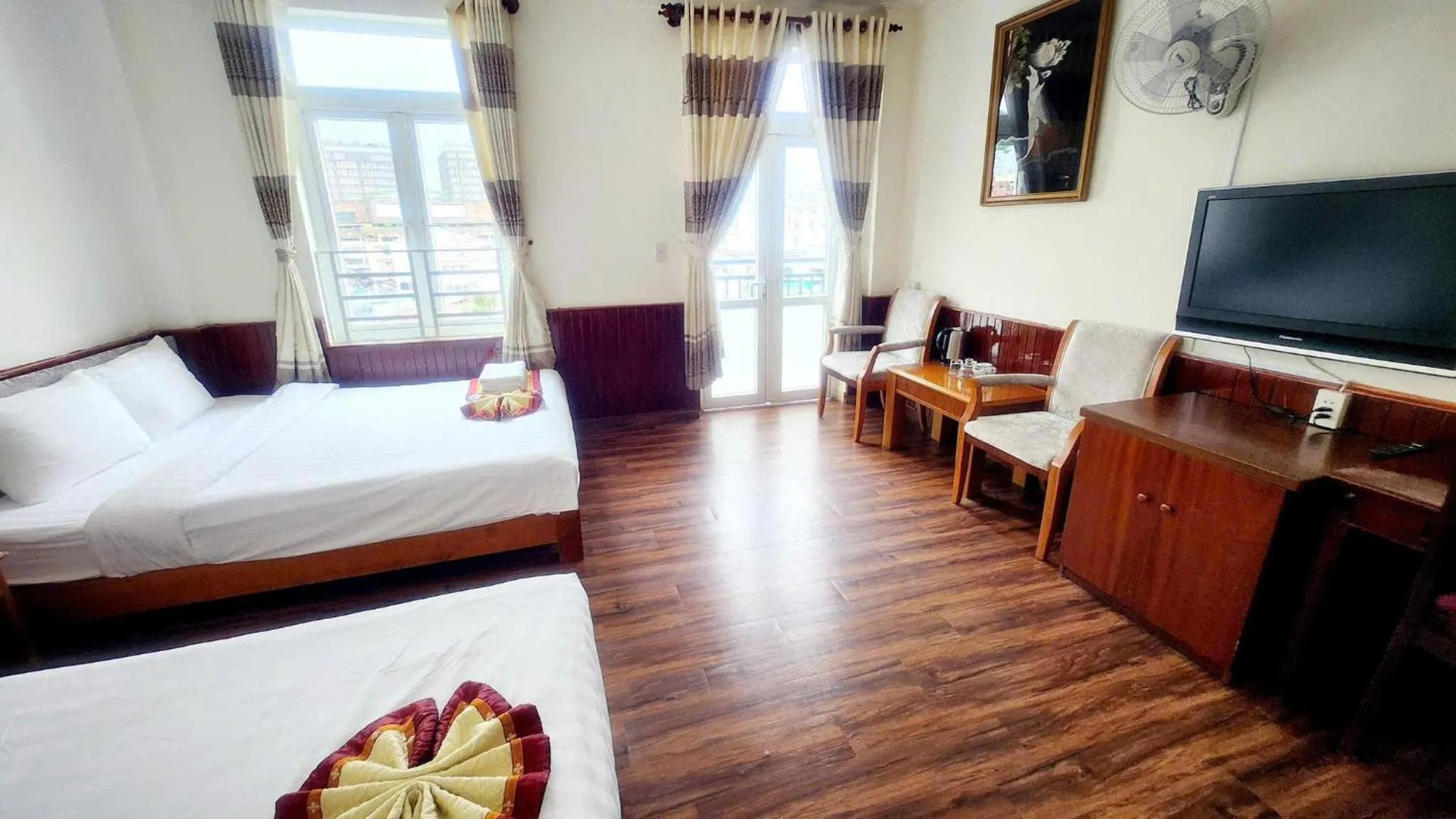 Bedroom, Bed in ANH ĐÀO HOTEL