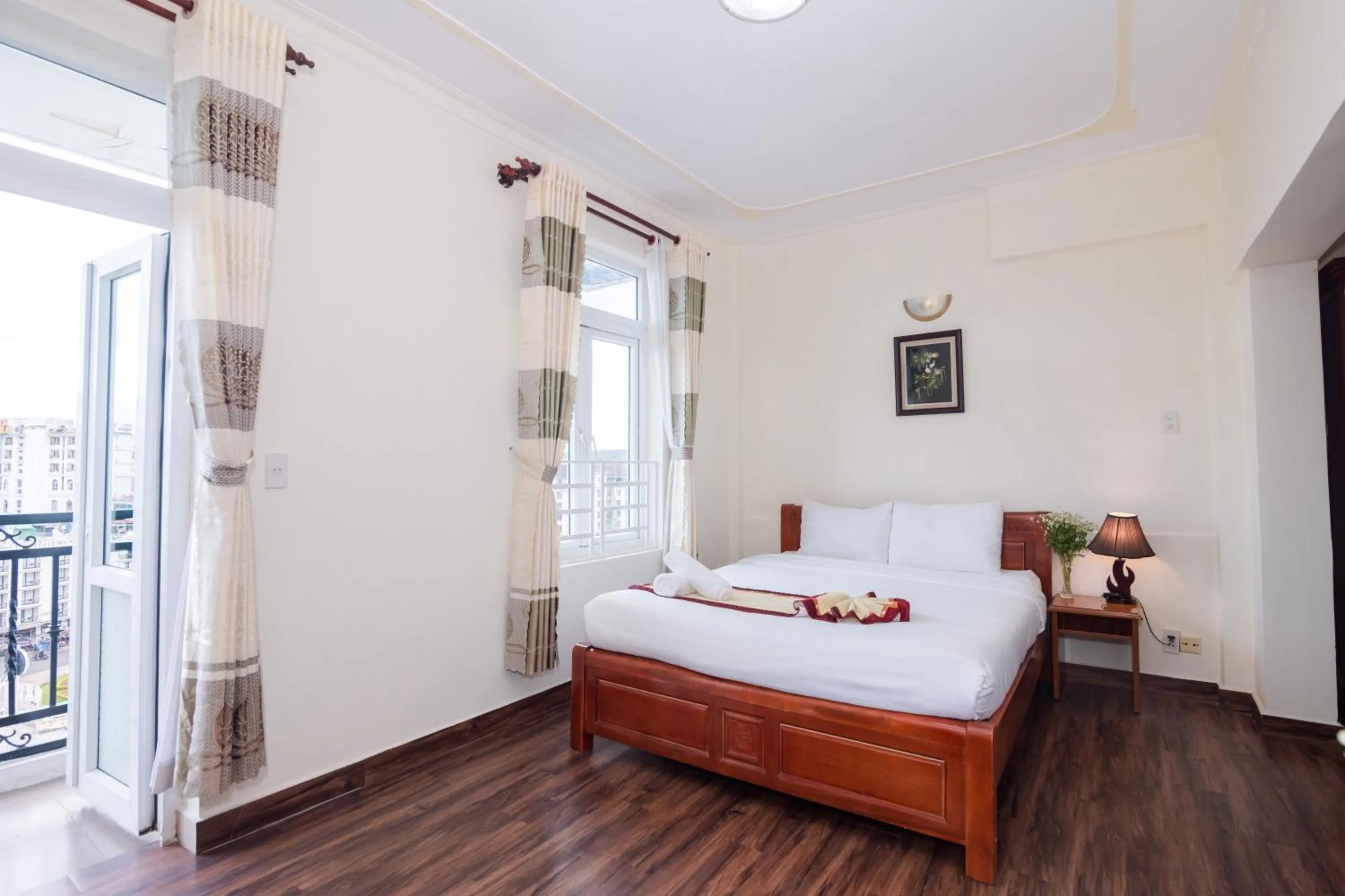 Photo of the whole room, Bed in ANH ĐÀO HOTEL