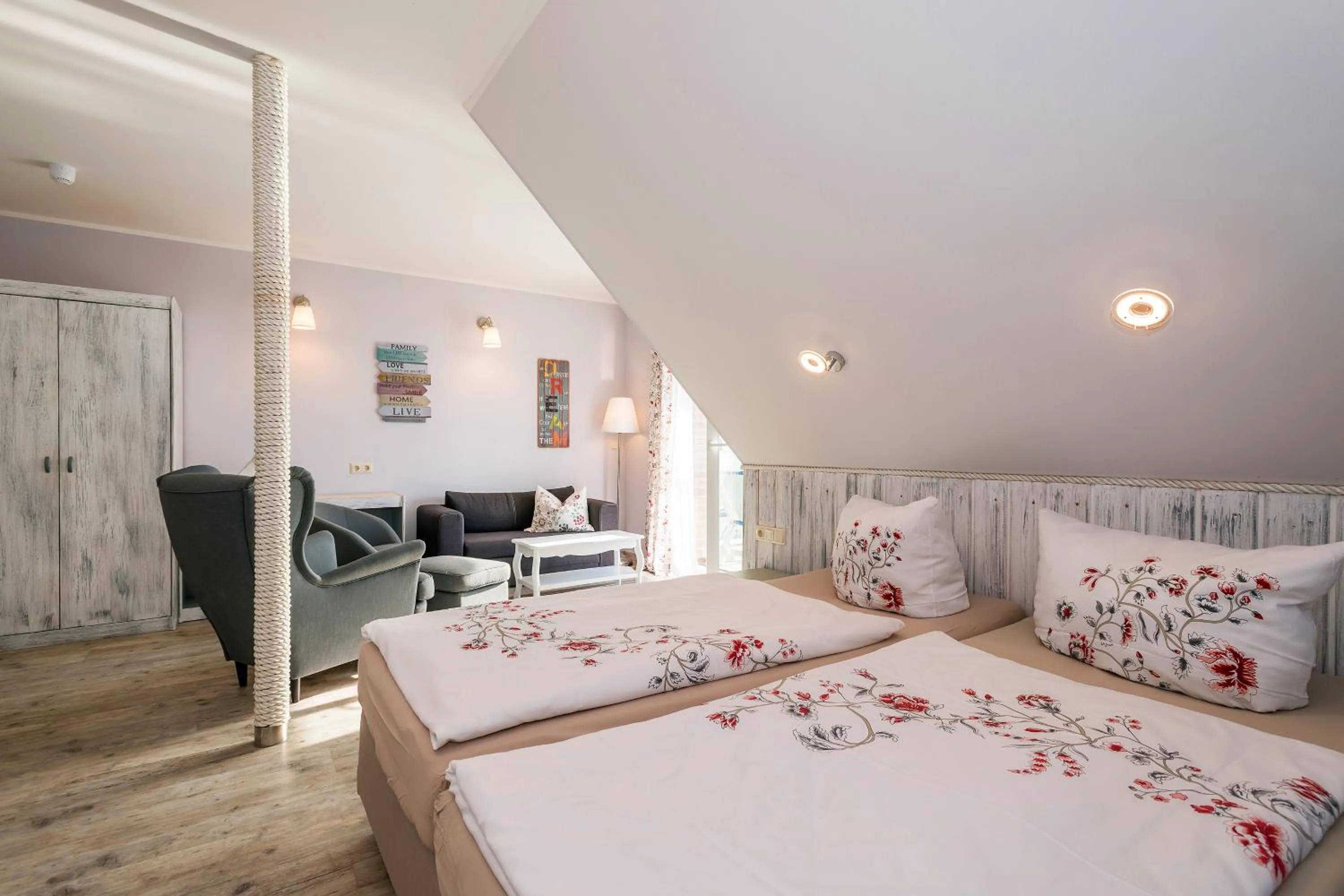 Photo of the whole room, Bed in Villa-Meehr