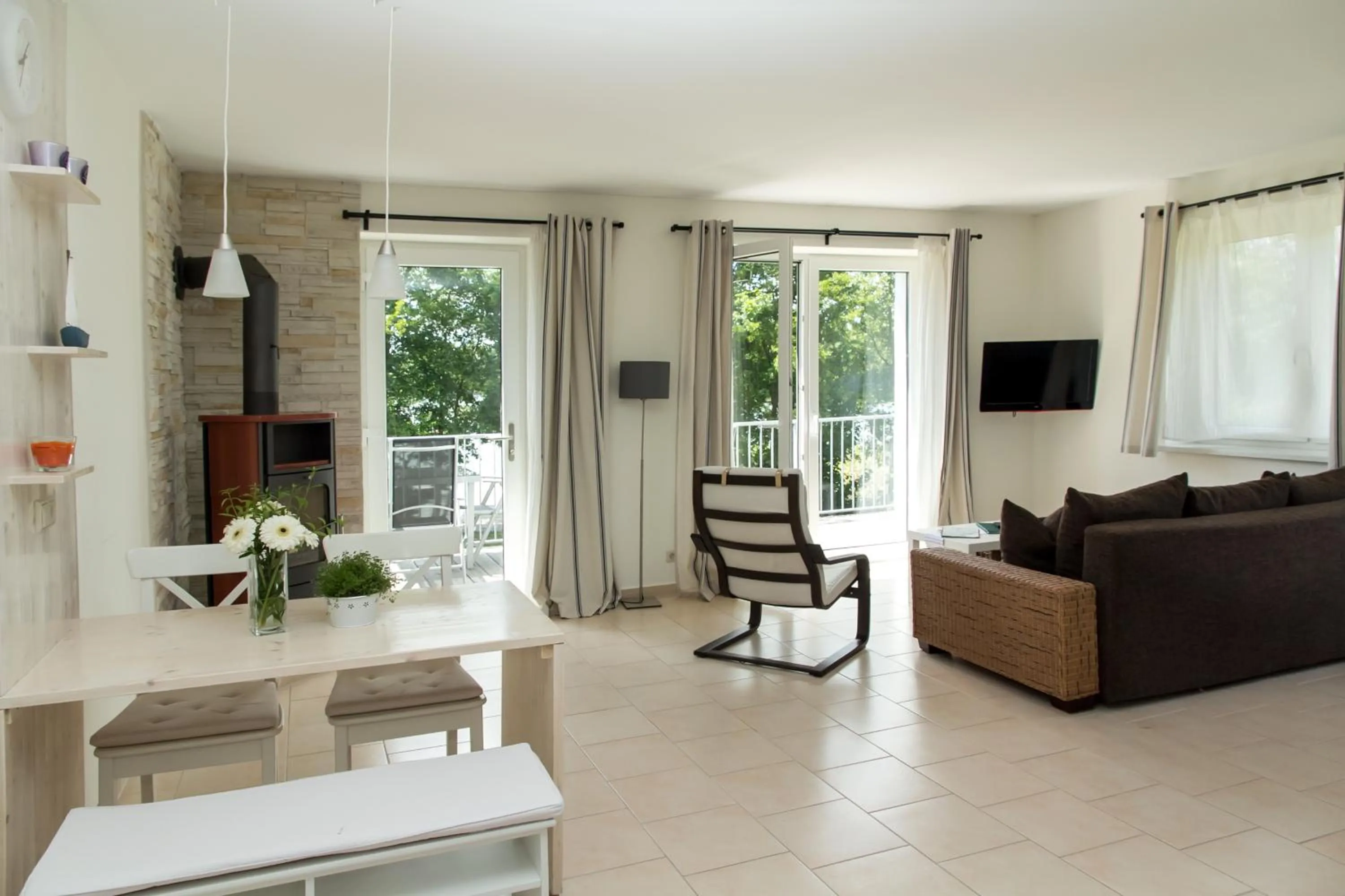 Living room, Bed in Villa-Meehr