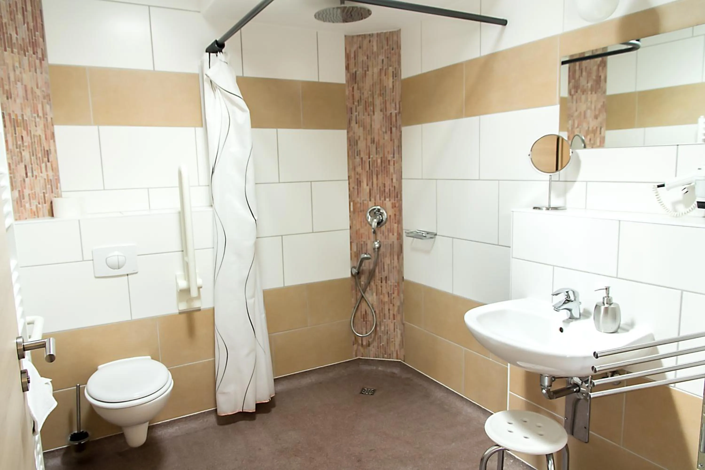 Bathroom in Villa-Meehr