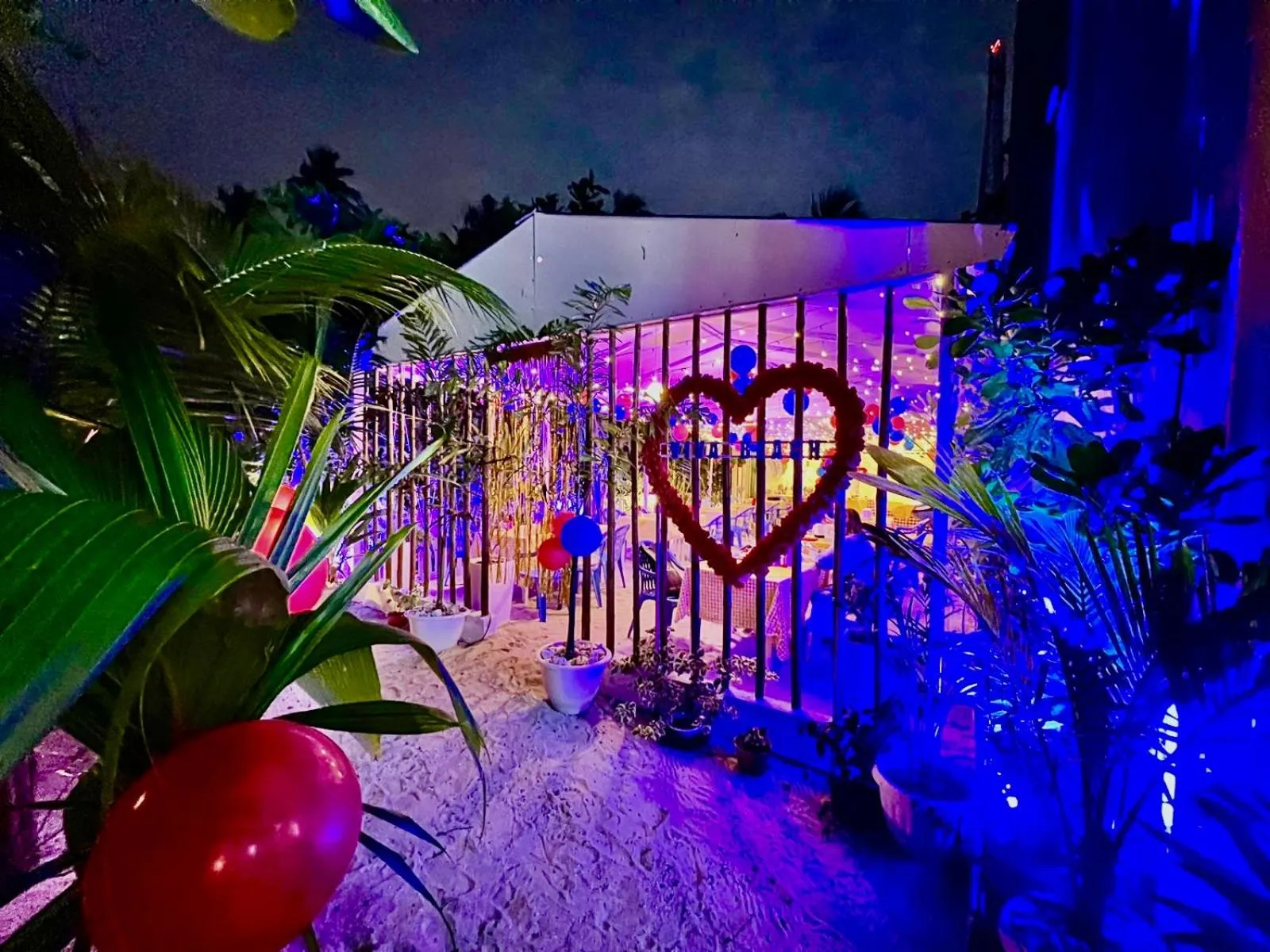 Restaurant/places to eat in VIVA Beach Maldives