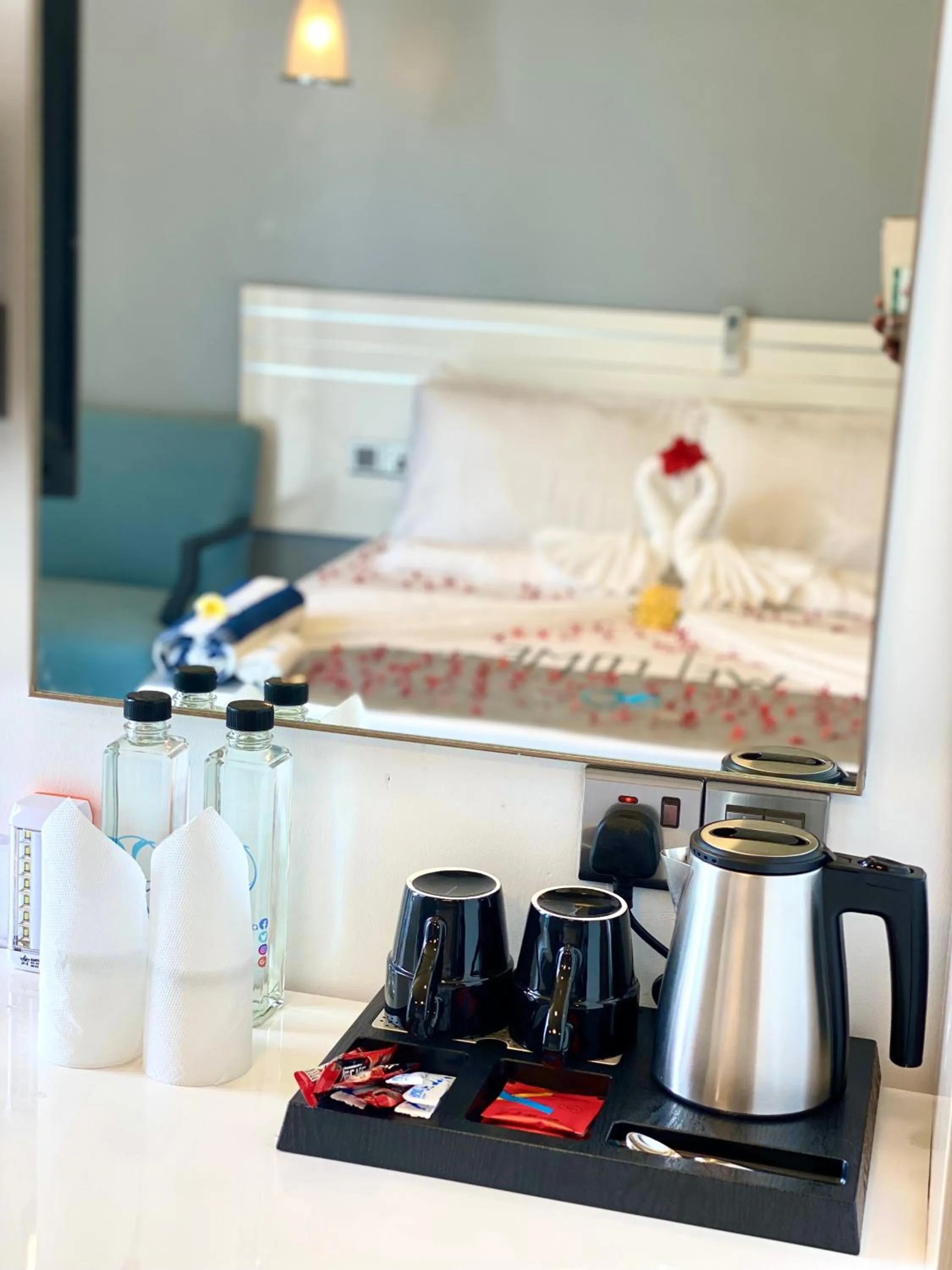 Coffee/tea facilities, Bed in VIVA Beach Maldives