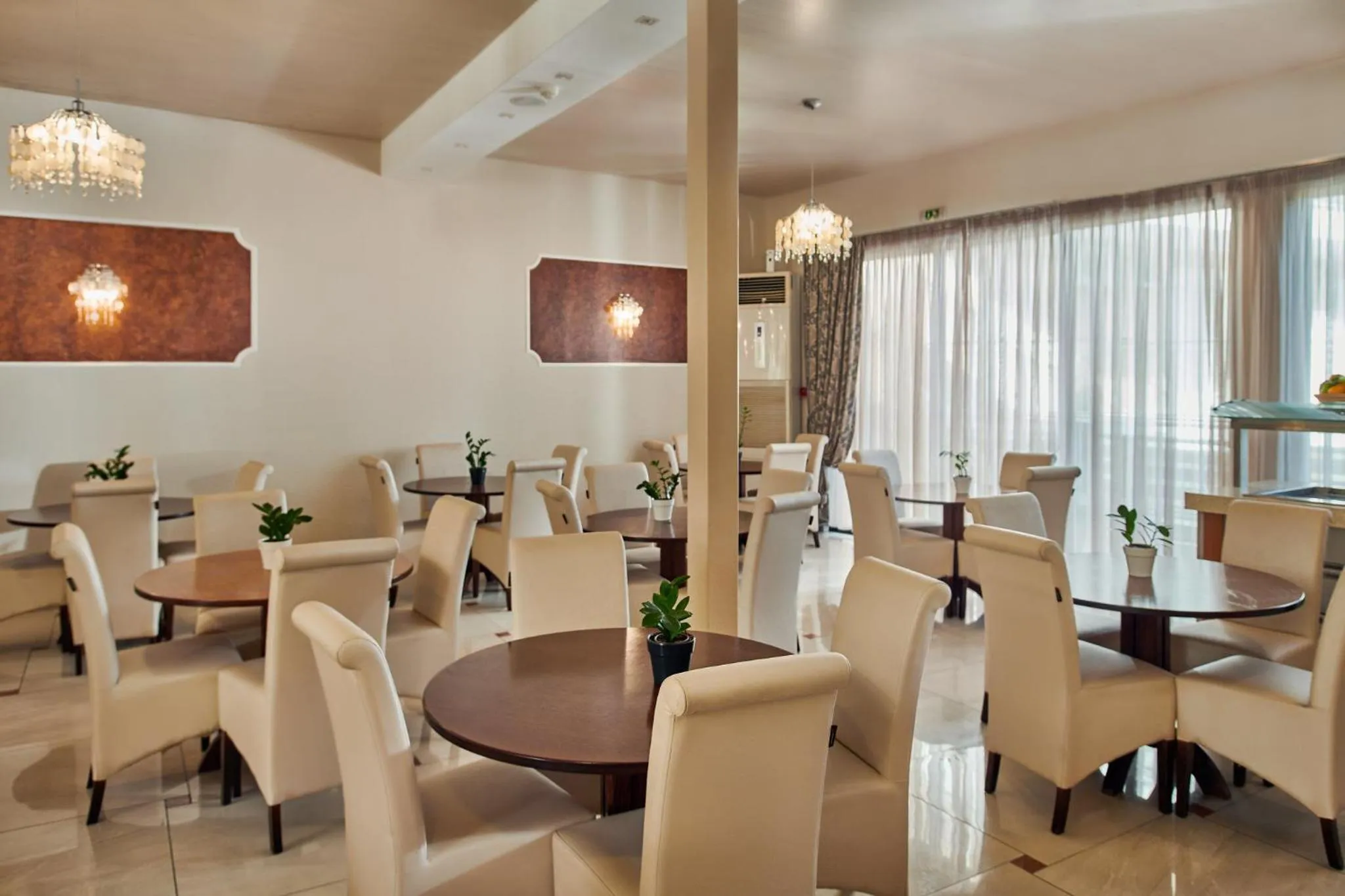 Restaurant/places to eat in Altura Hotel Zakynthos