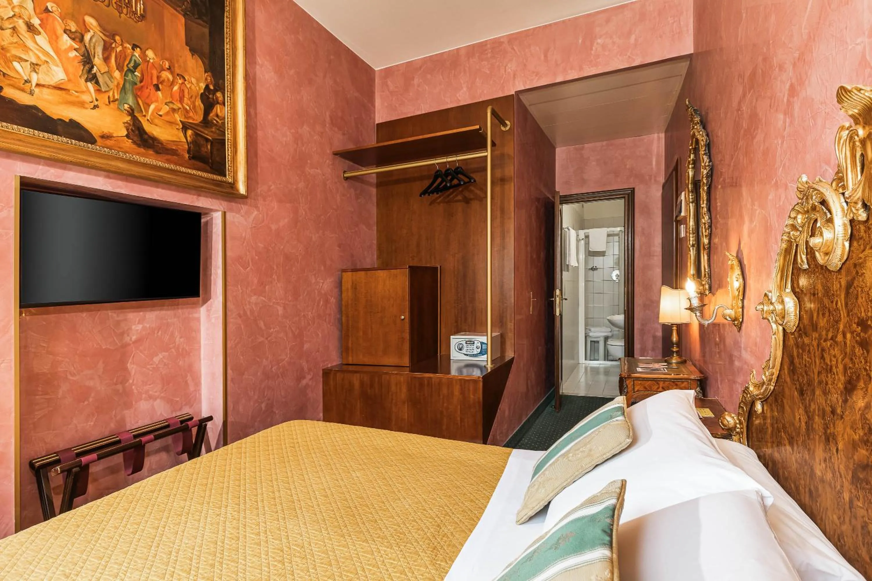 Bed in Hotel Marconi