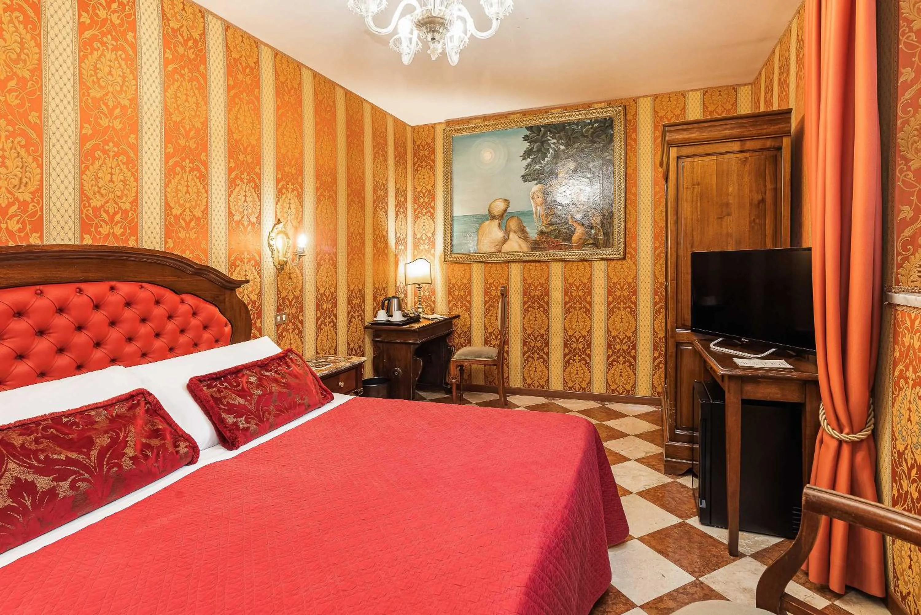 Bed in Hotel Marconi