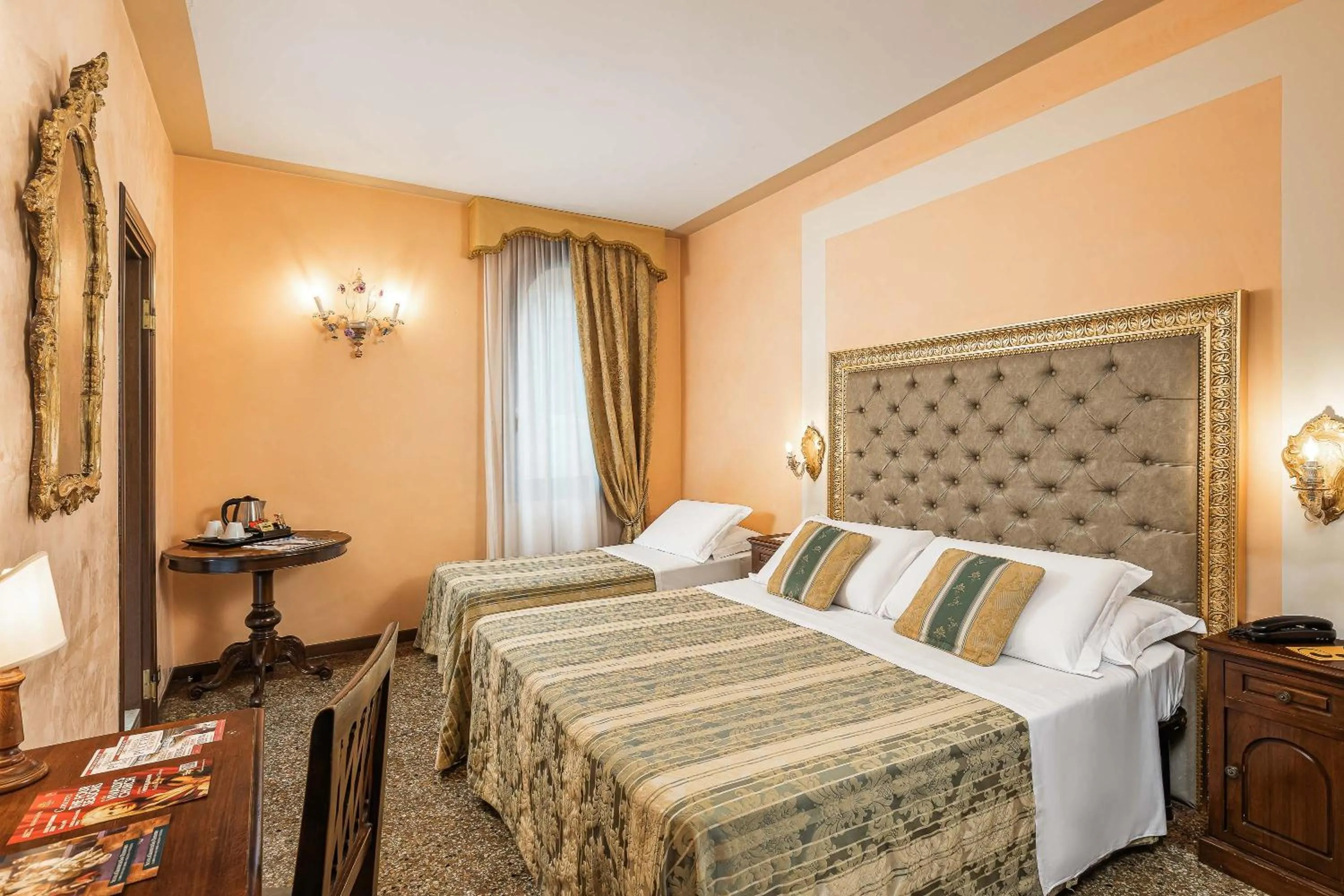 Bed in Hotel Marconi