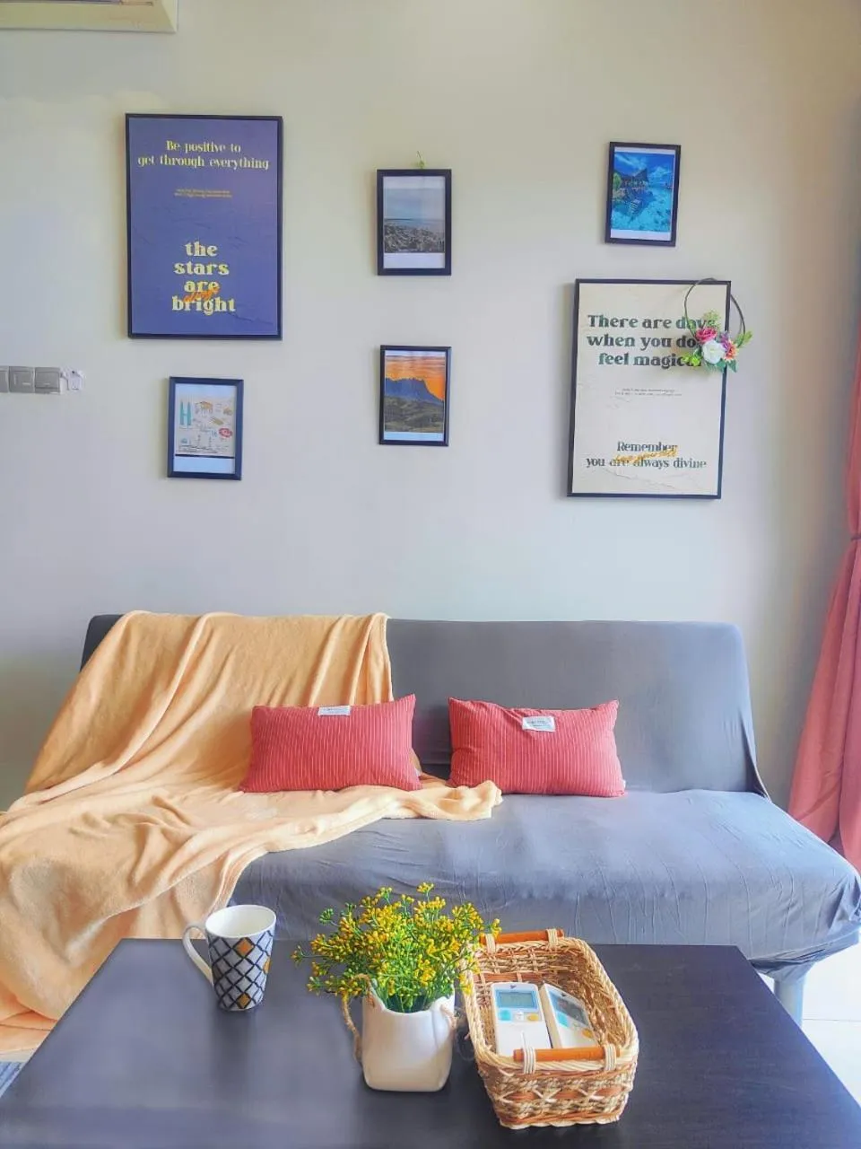 Living room in Mari Mari Homestay - IMAGO THE LOFT