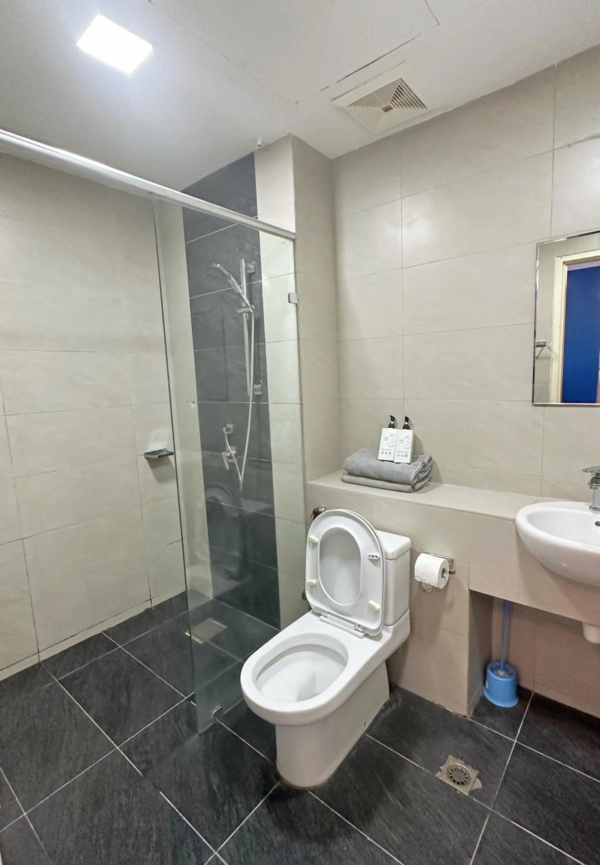 Bathroom in Mari Mari Homestay - IMAGO THE LOFT