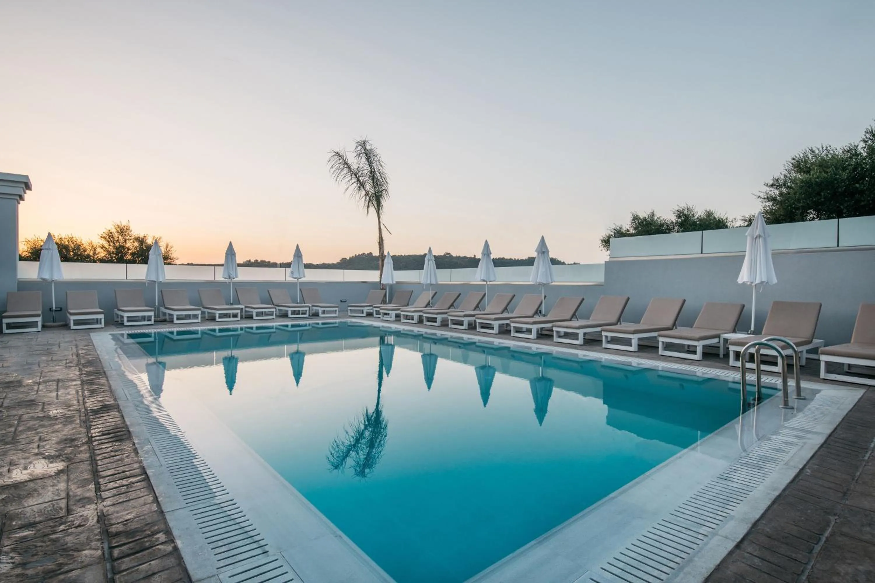 Swimming pool in Tesoro Hotel Zakynthos