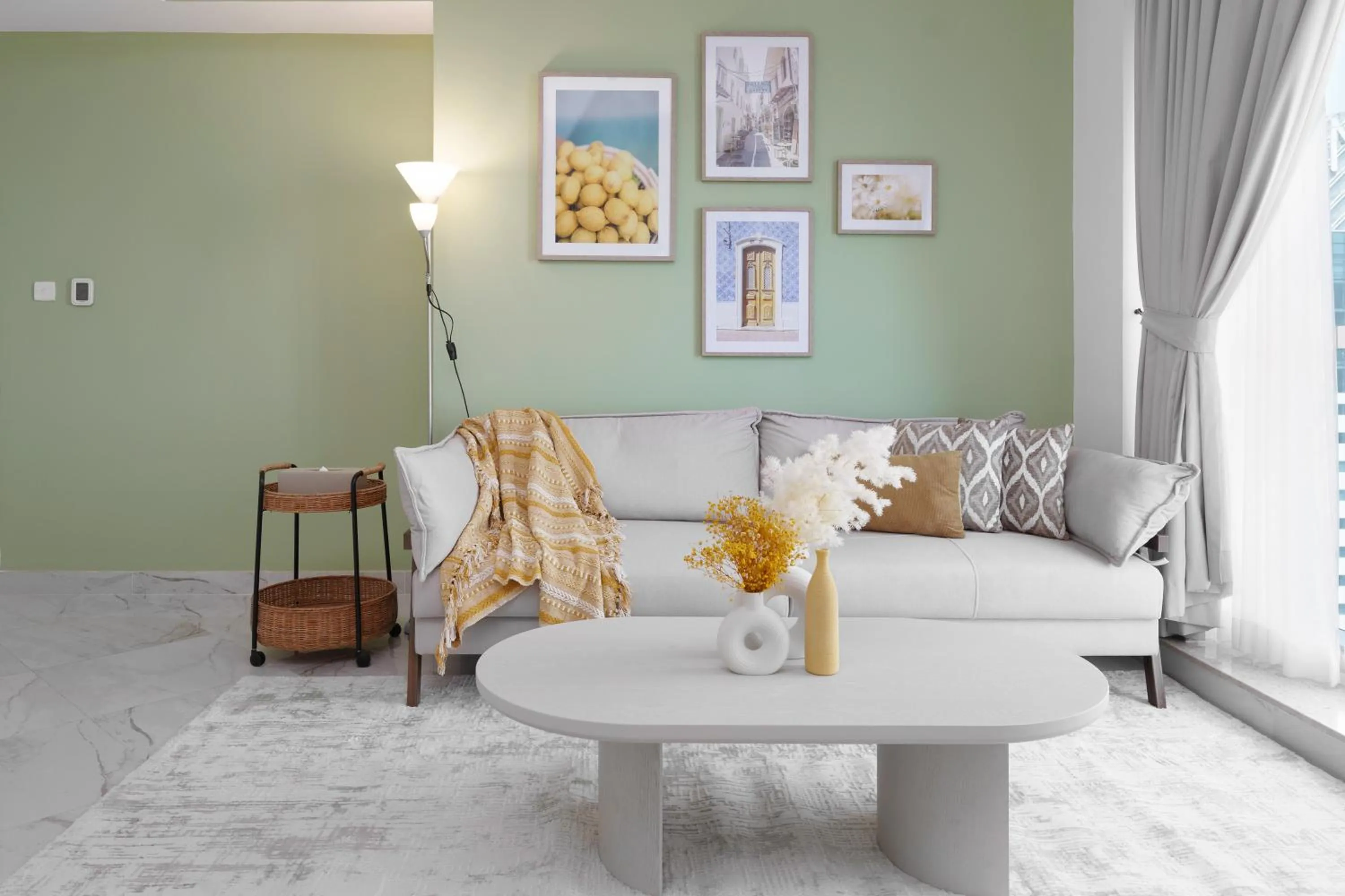 Living room in Marco Polo - Your luxurious high-floor escape in Dubai Marina