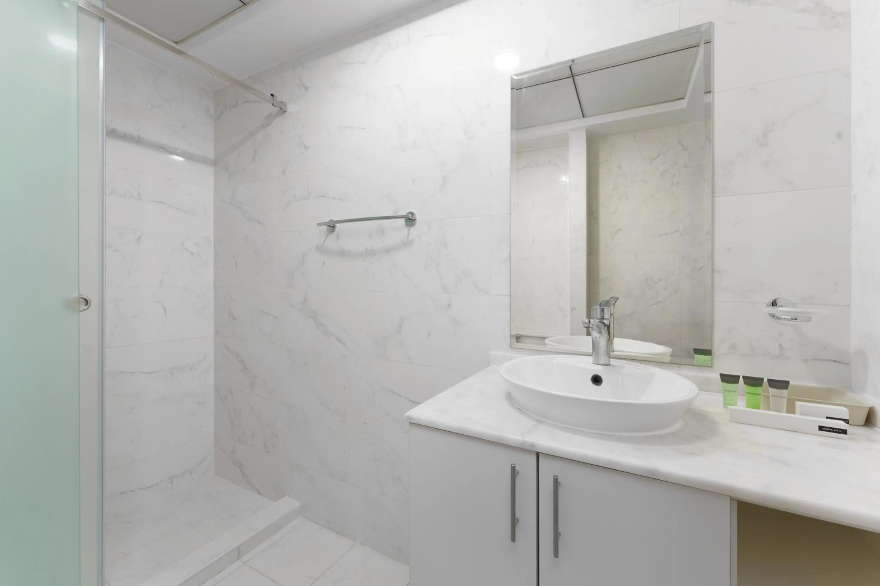 Bathroom in Marco Polo - Your luxurious high-floor escape in Dubai Marina