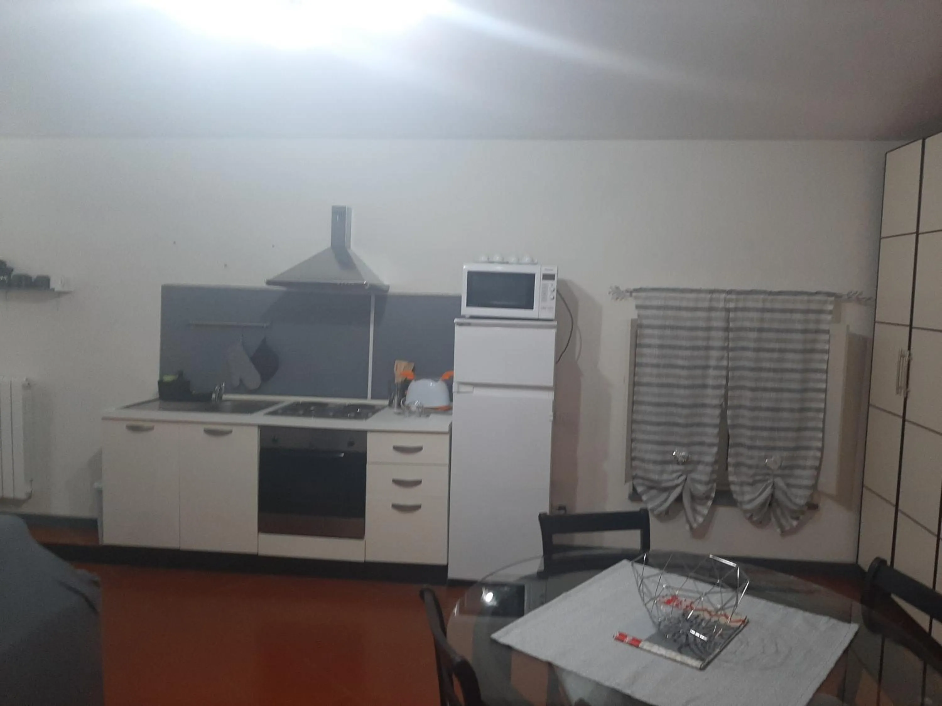 Kitchen or kitchenette in B&B Principe Calaf 3