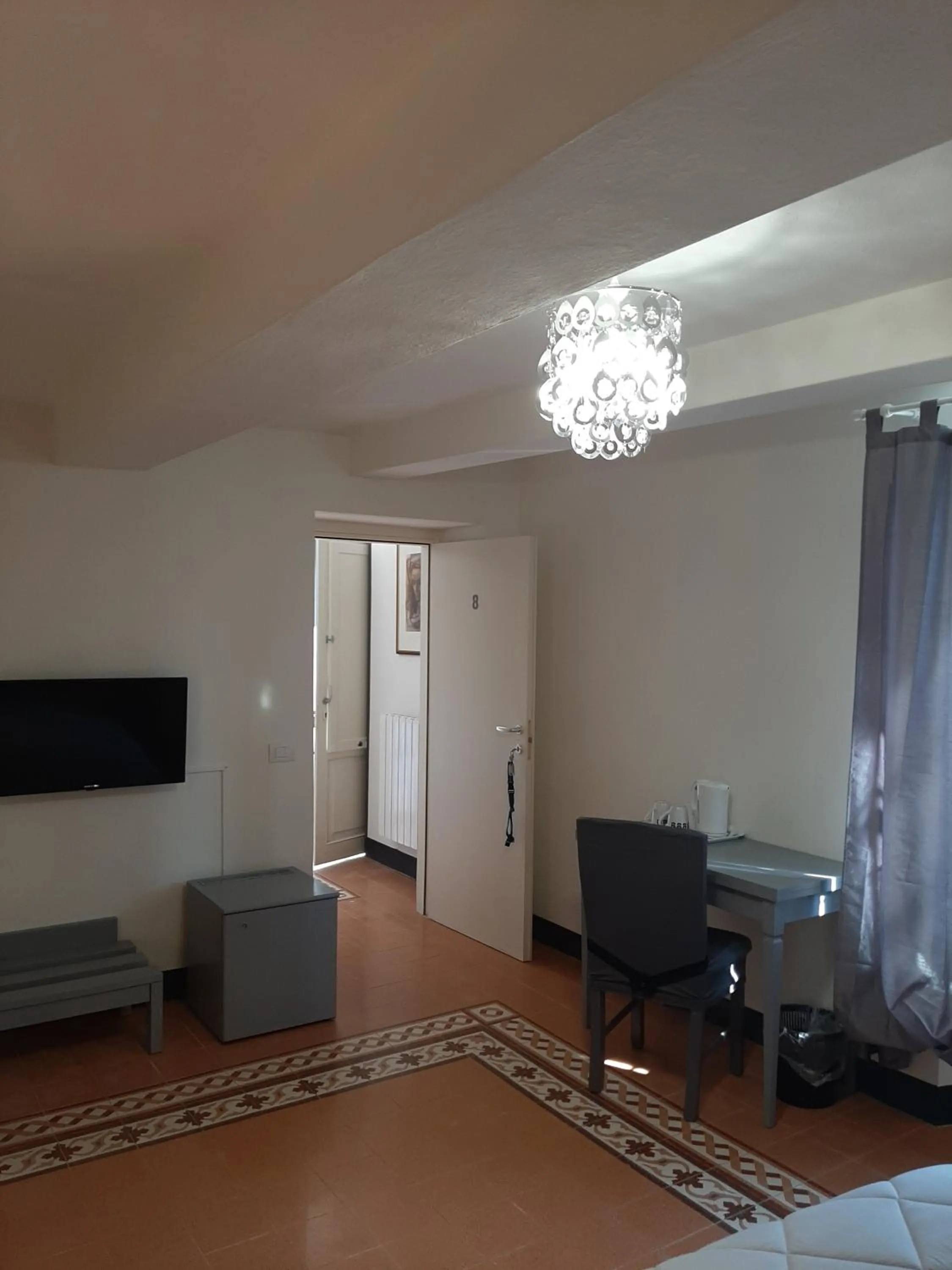 Photo of the whole room in B&B Principe Calaf 3