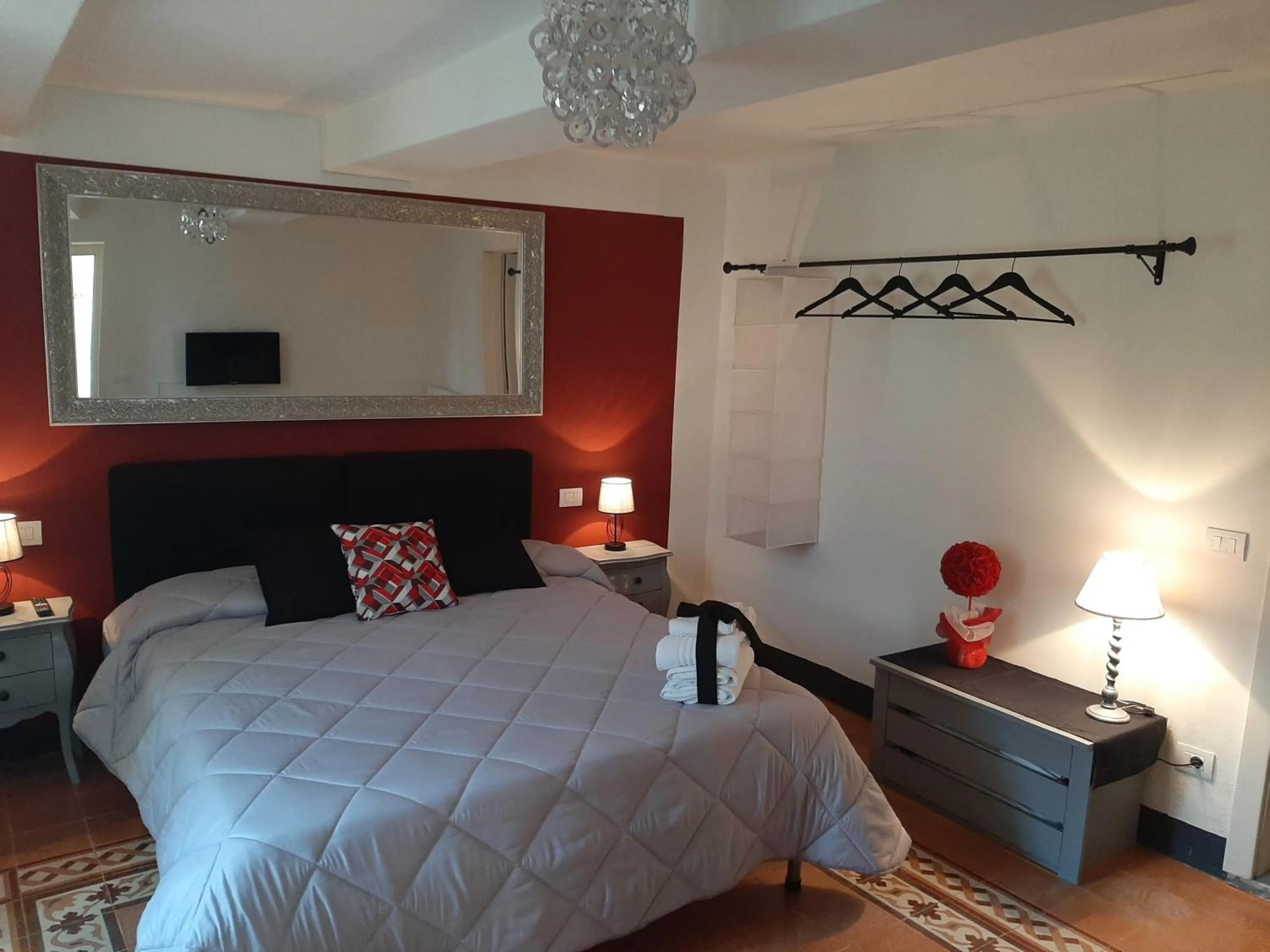 Photo of the whole room, Bed in B&B Principe Calaf 3